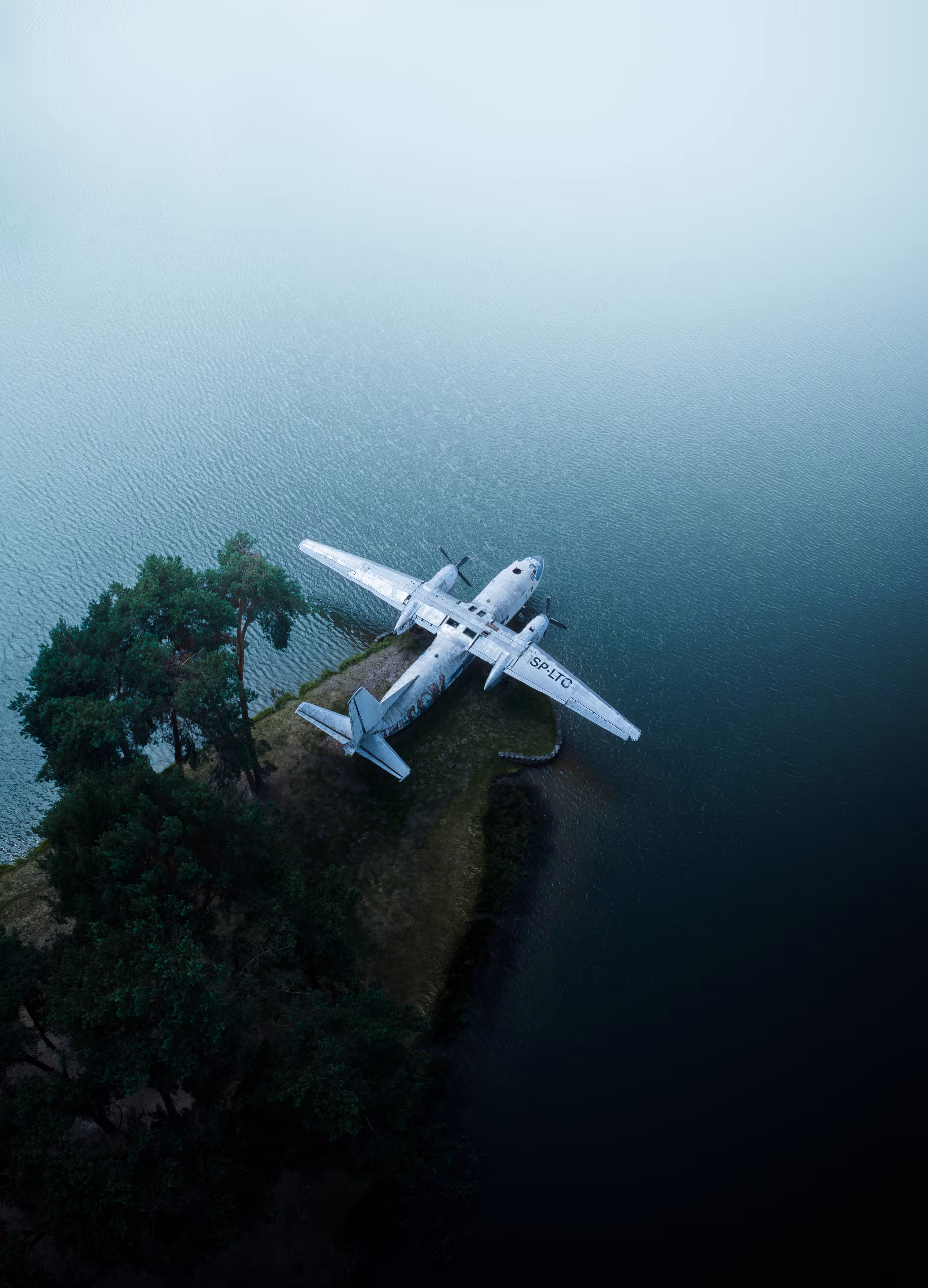 Wreck Antonov An-24B
