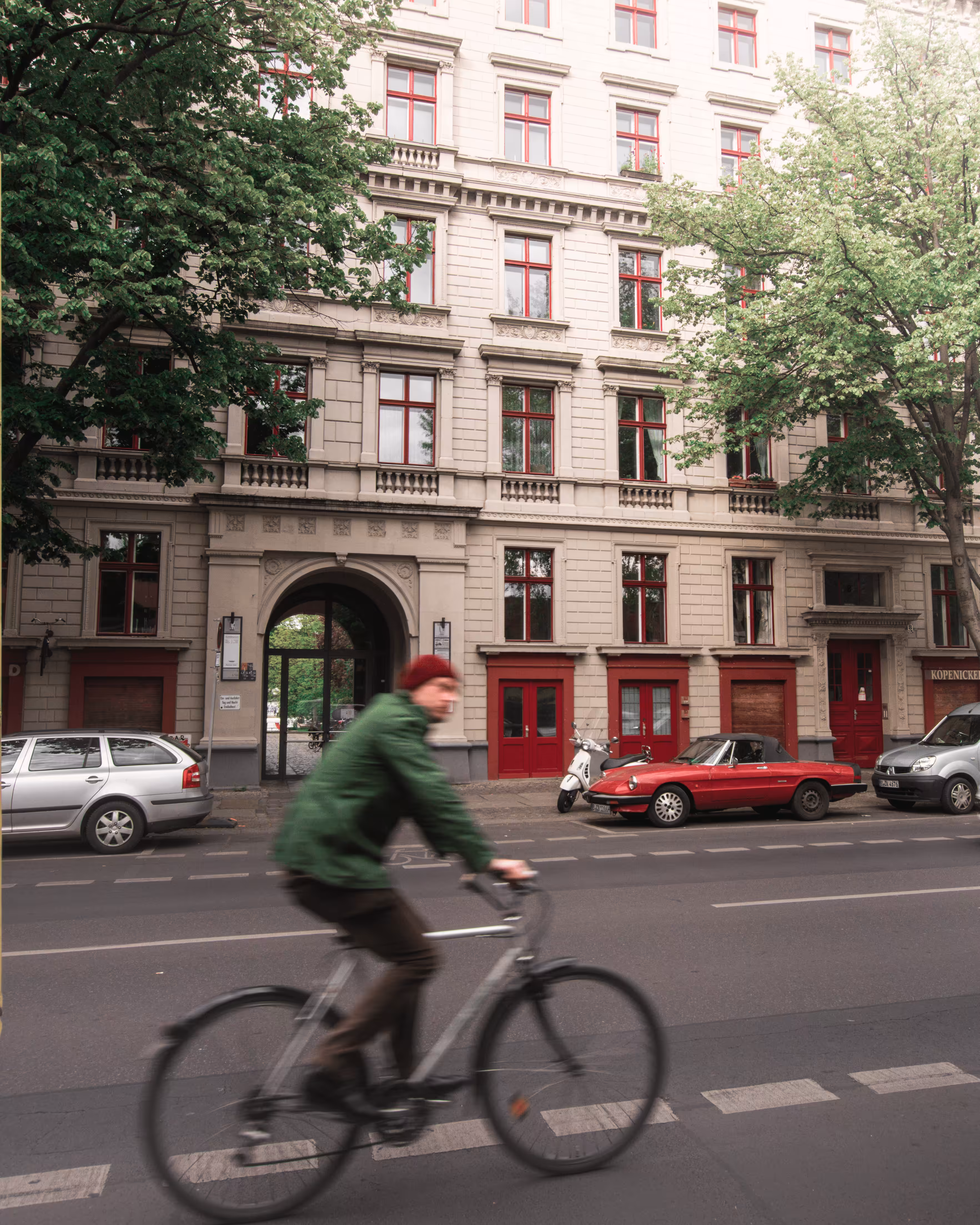 The Artist's Cut #9 - Exploring Berlin