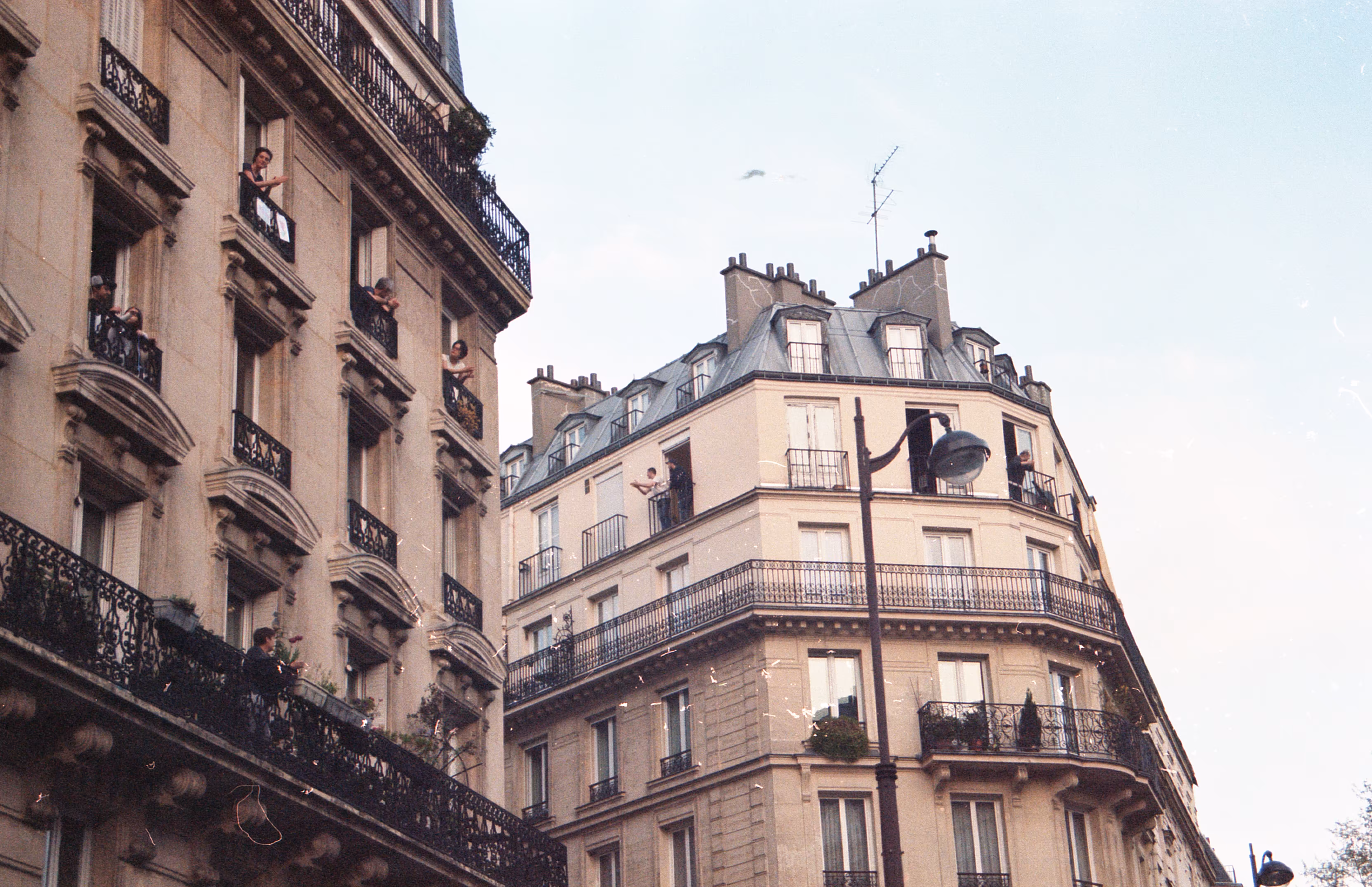 Paris Film Photography: applause
