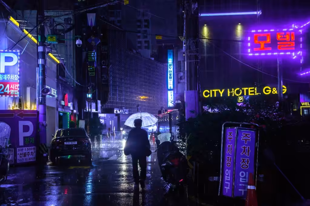 Rainy Busan Nights