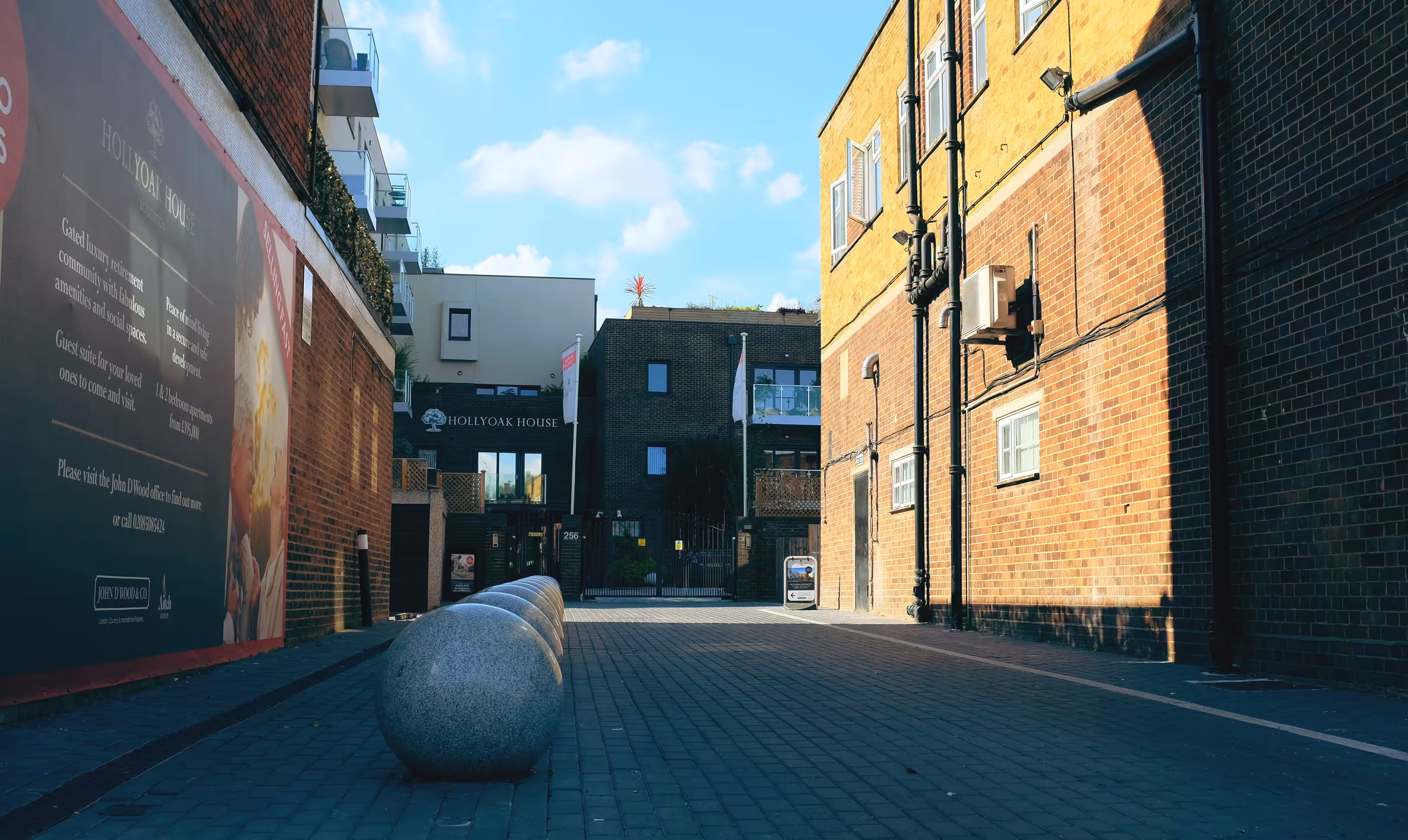 Alley-orb