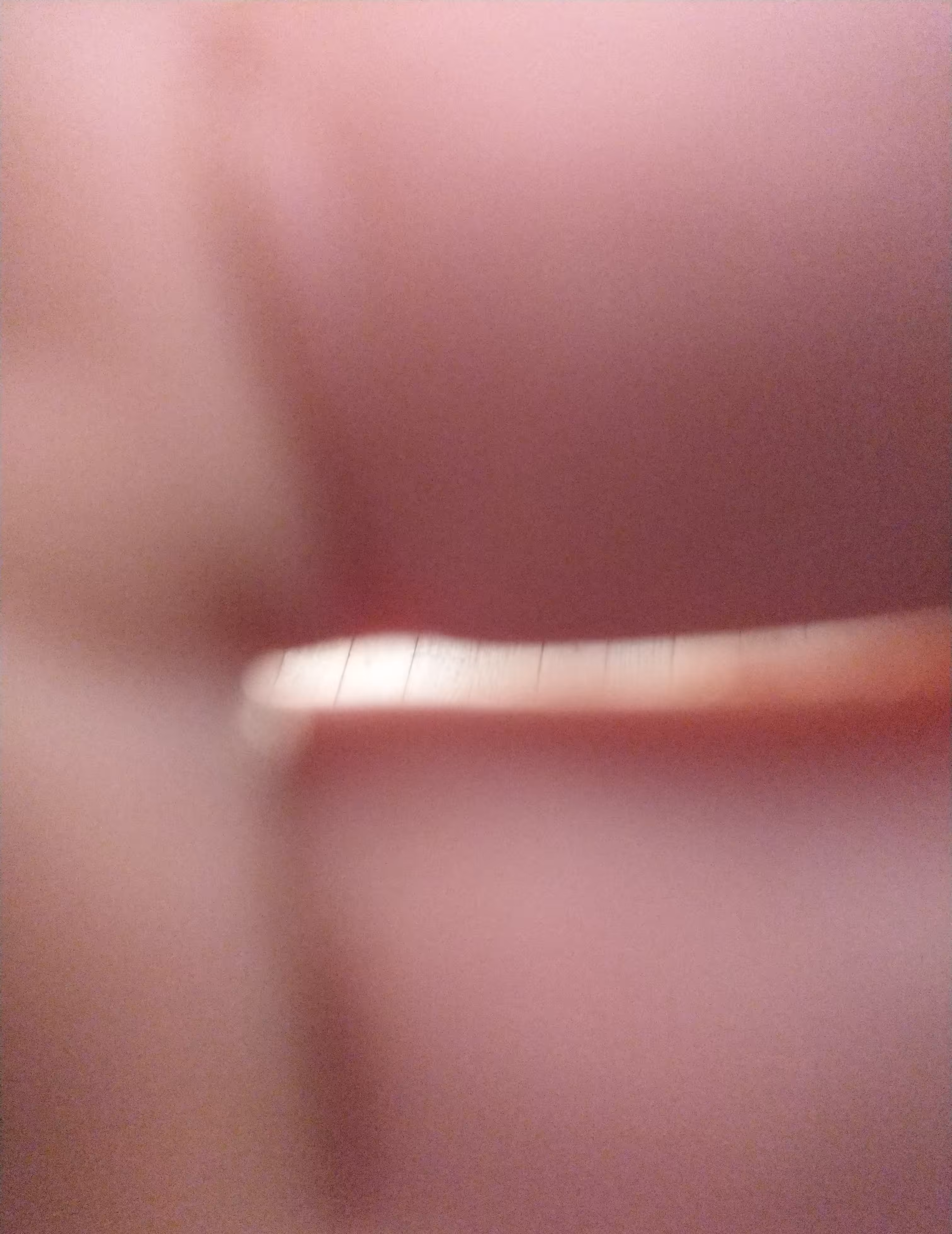 2 MANY FINGERS