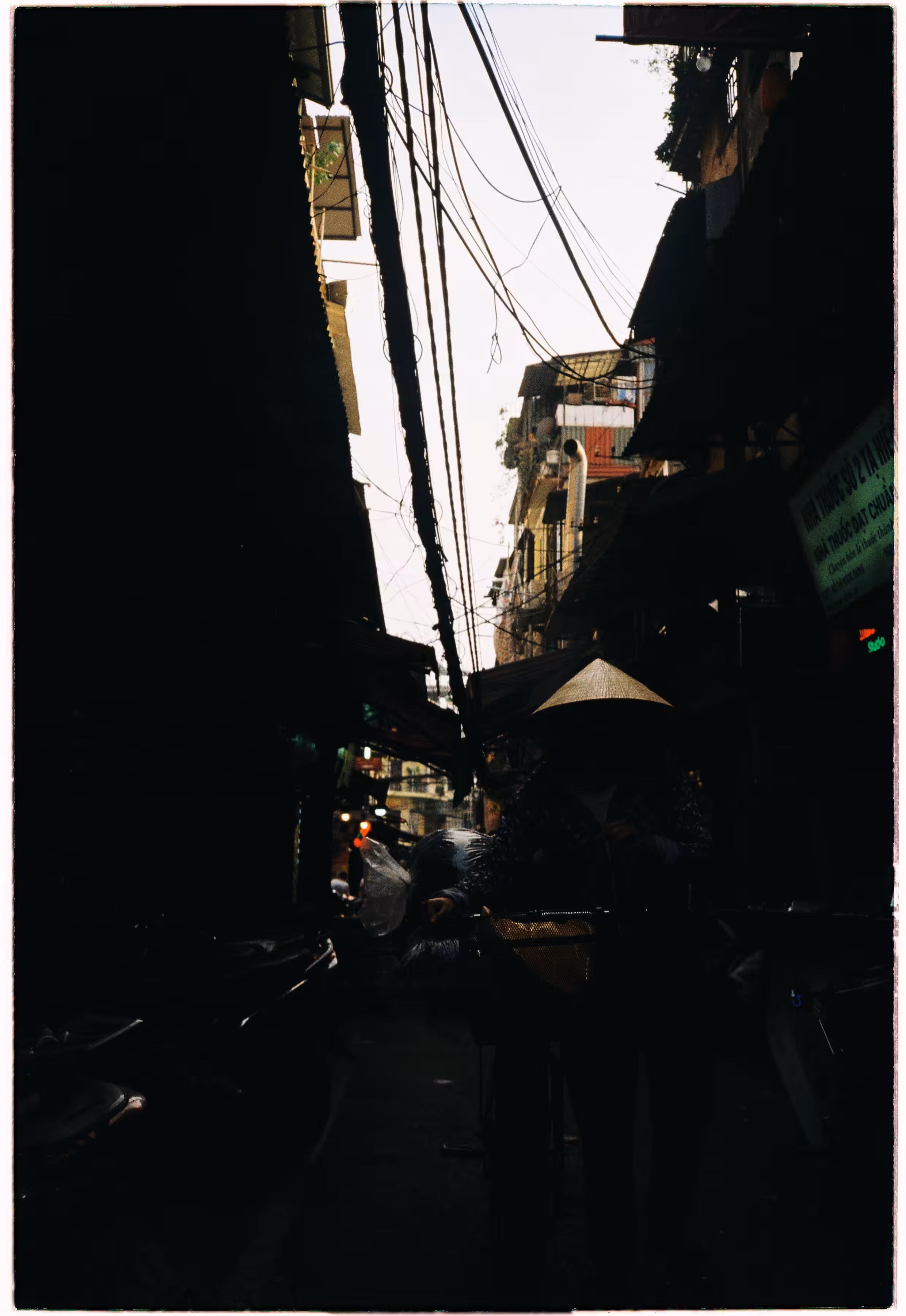 Hanoi Shadows