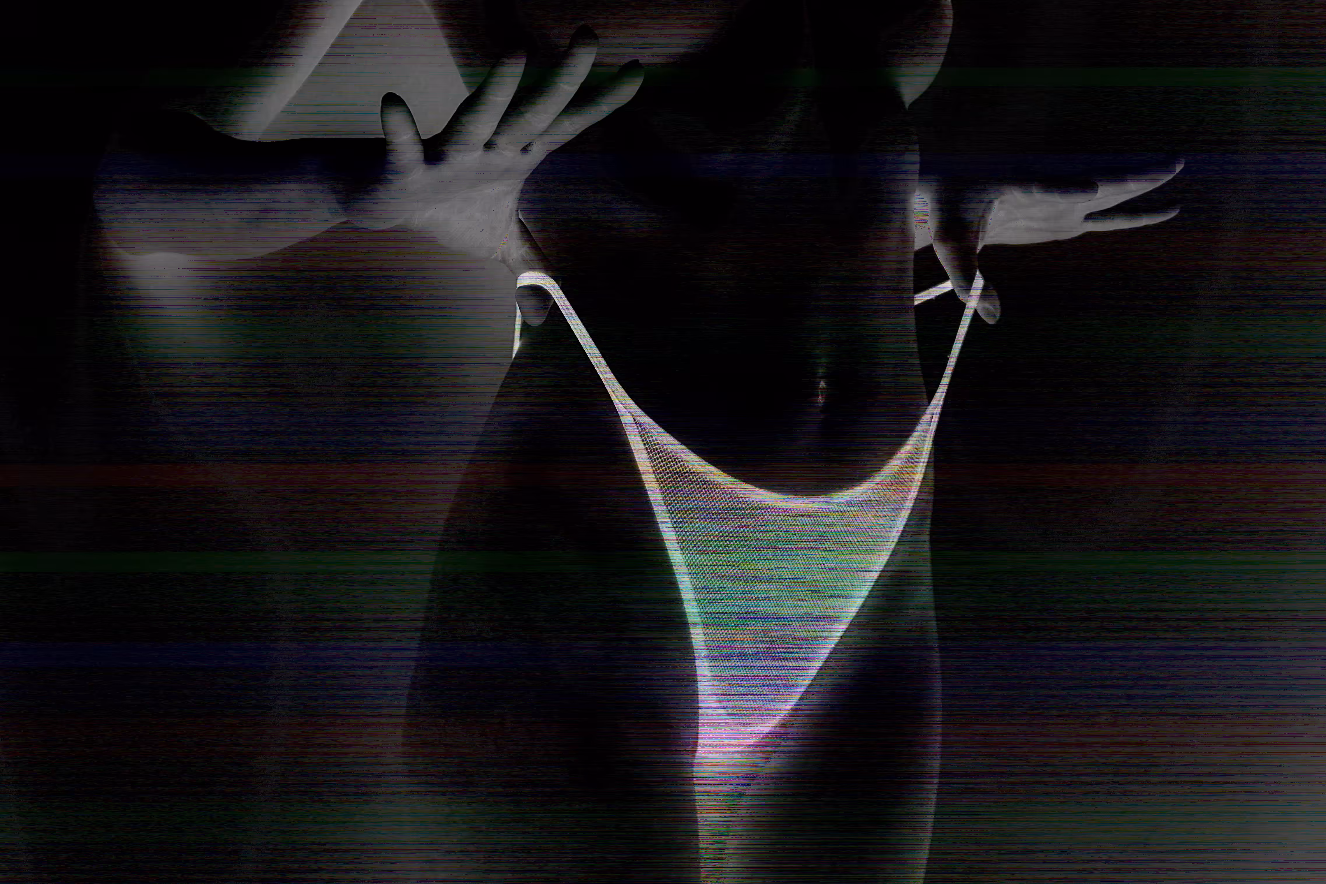 Tension Glitch #black (yin yang)