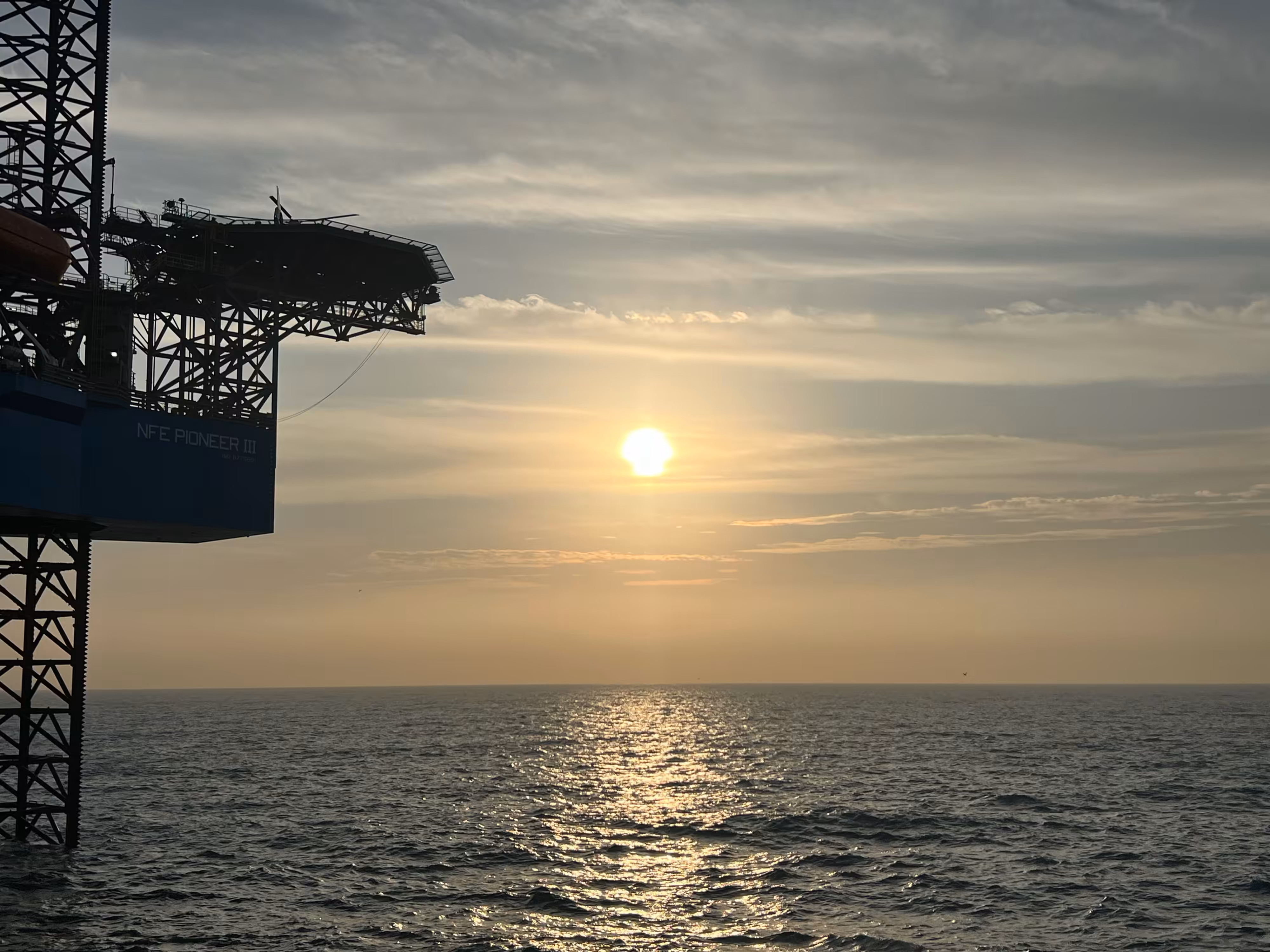 Metaleroz Offshore Seascape Photography 2024: Tequila Sunrise