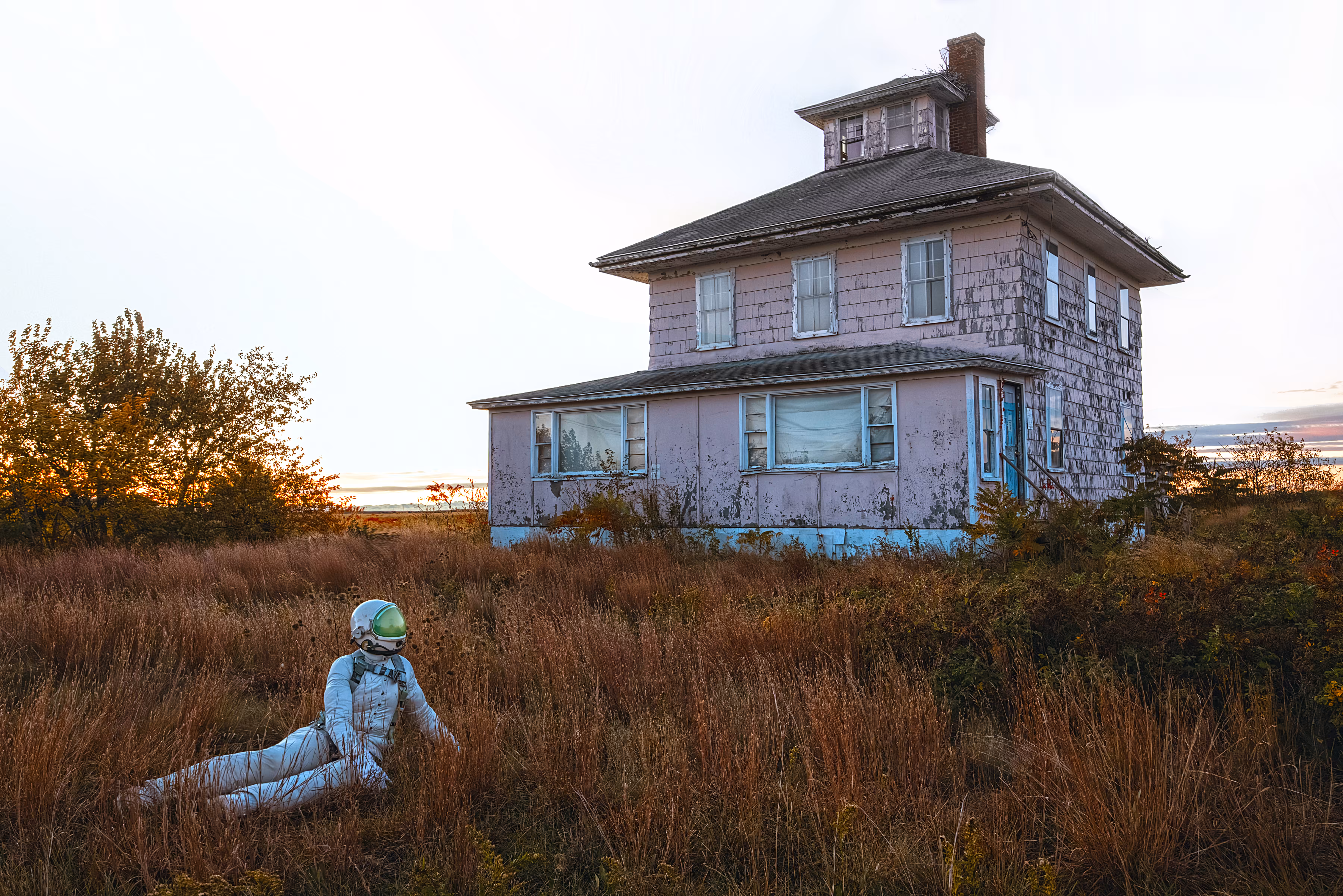 The Lonely Astronaut: Pink House