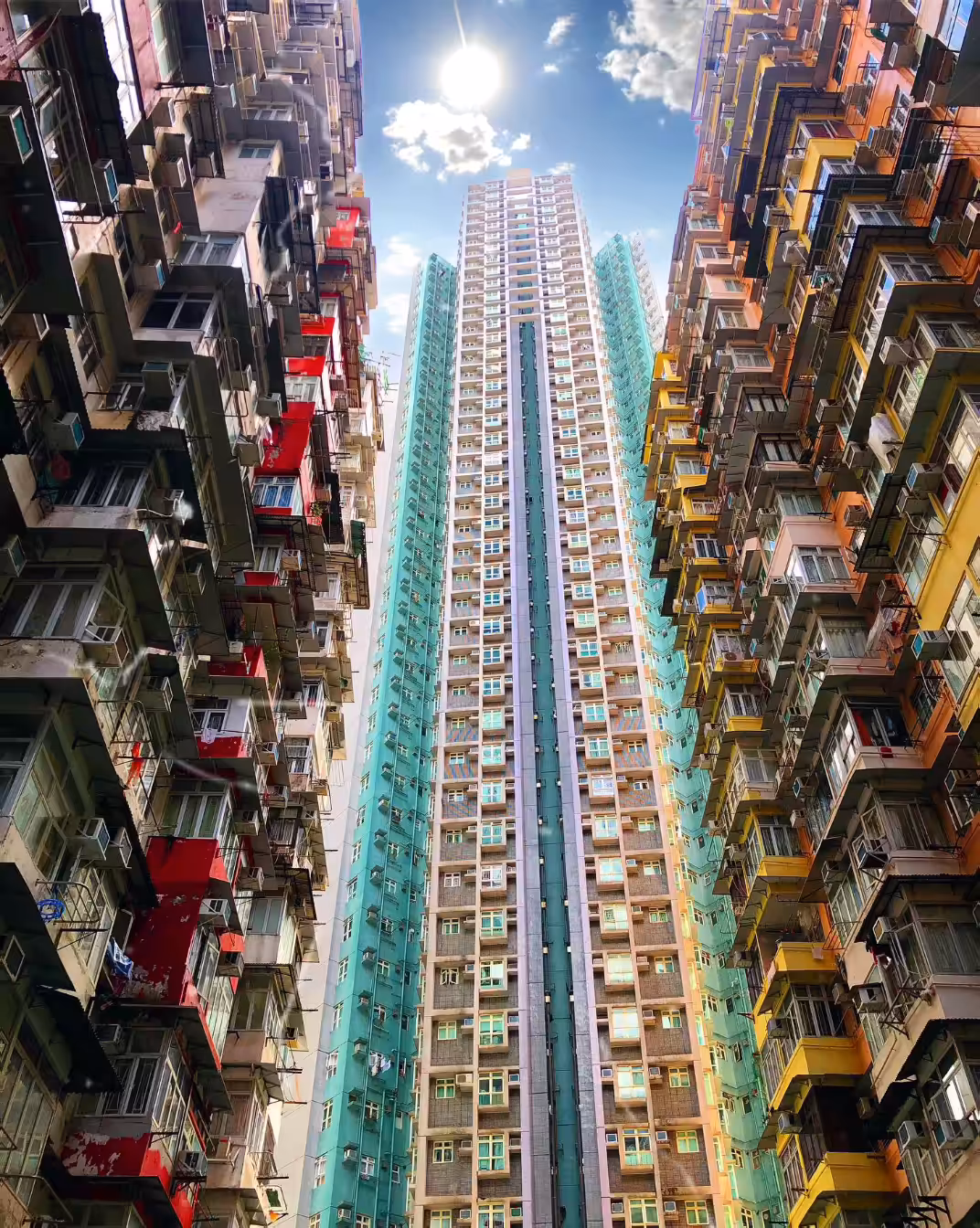 The Monster Building, Hongkong