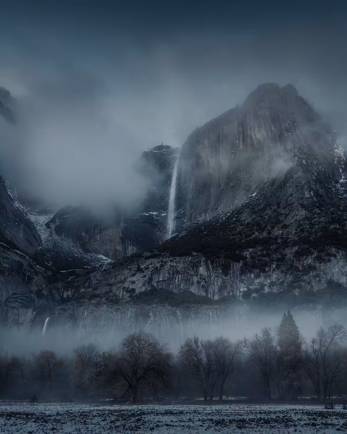 Frozen Yosemite 004: Yosemite Falls