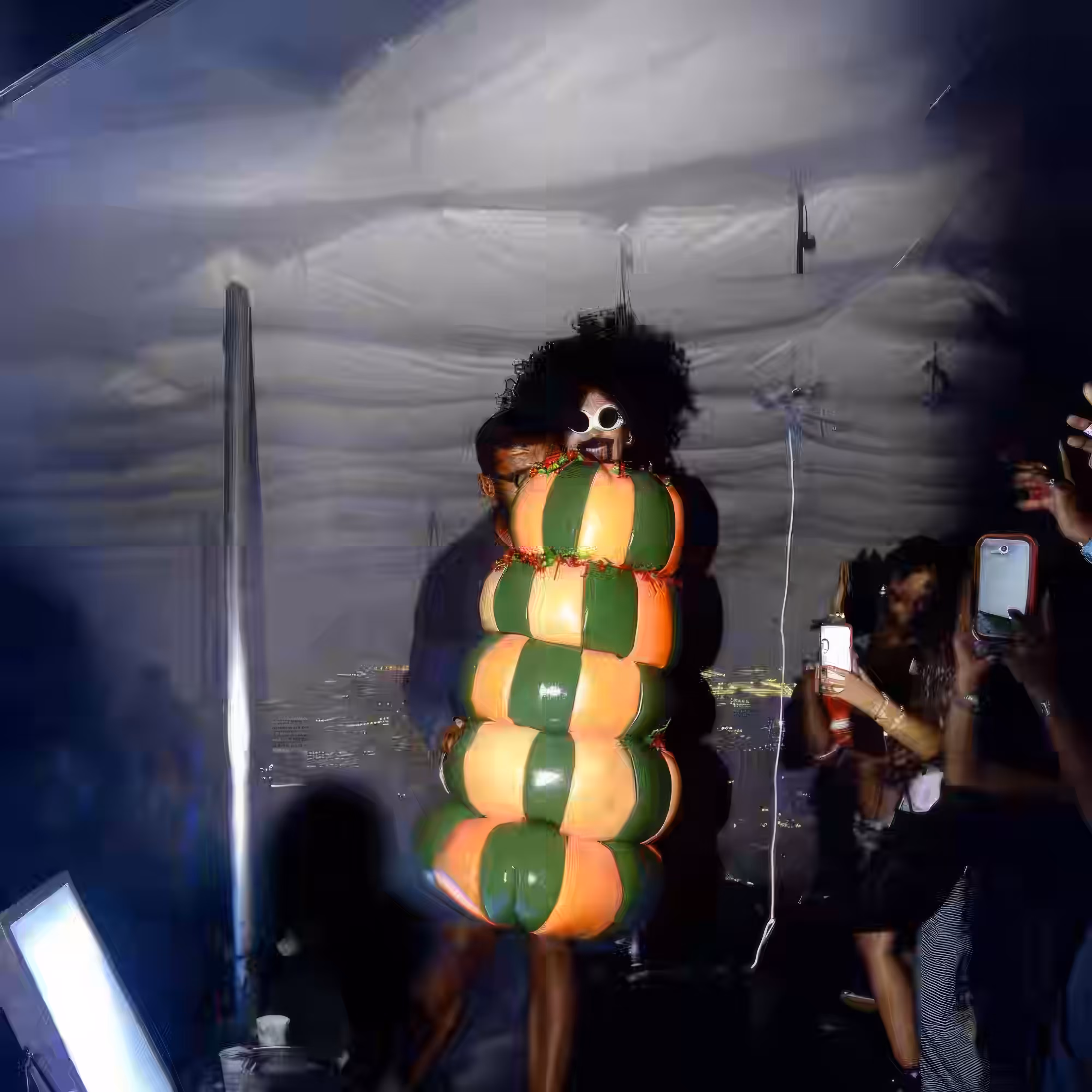 Inflatable-Rave