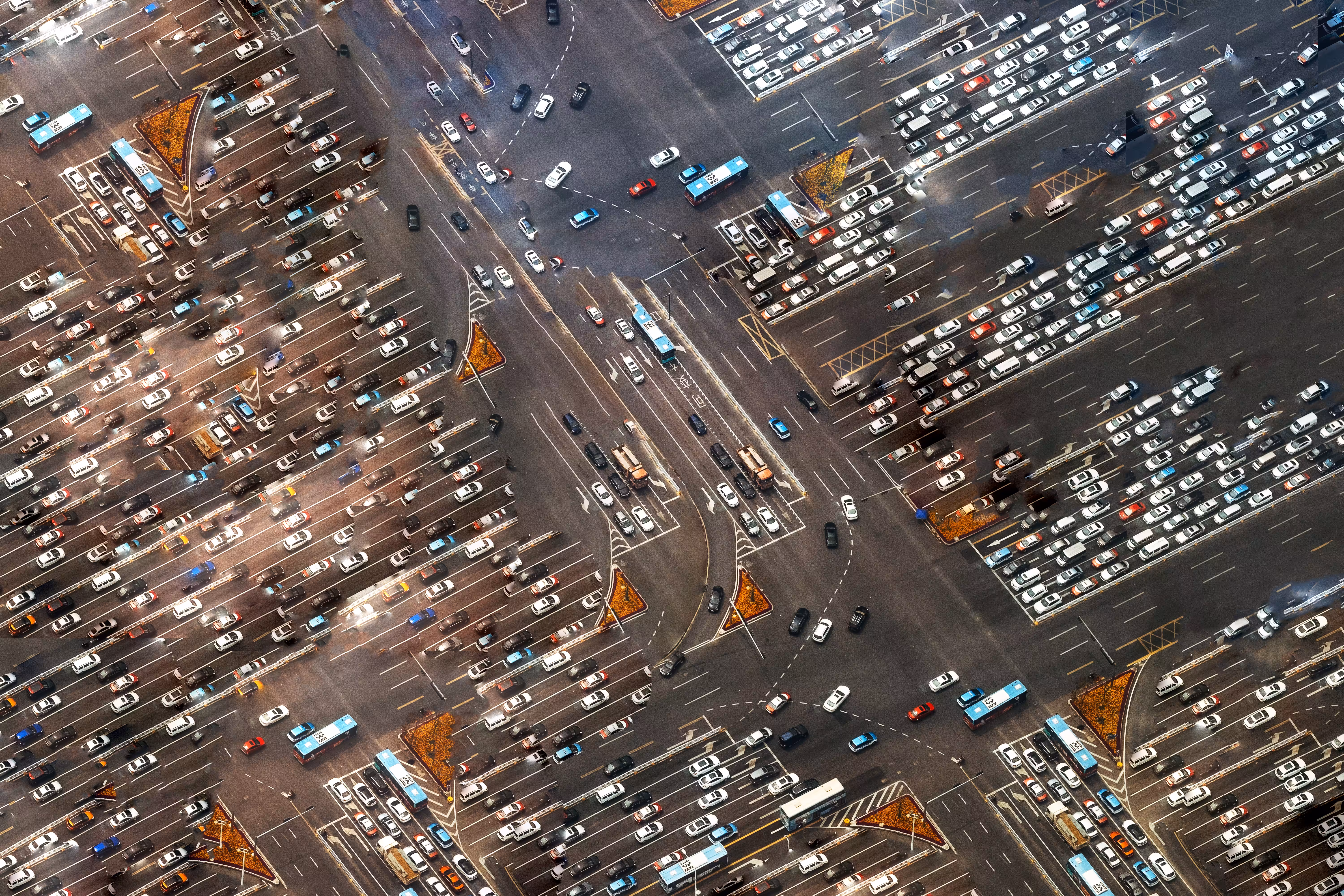 Impossible Cityscapes 03 - All the fucking traffic in the world