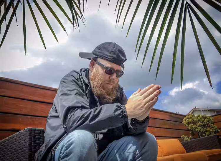 Praying Hands 4 Peace
