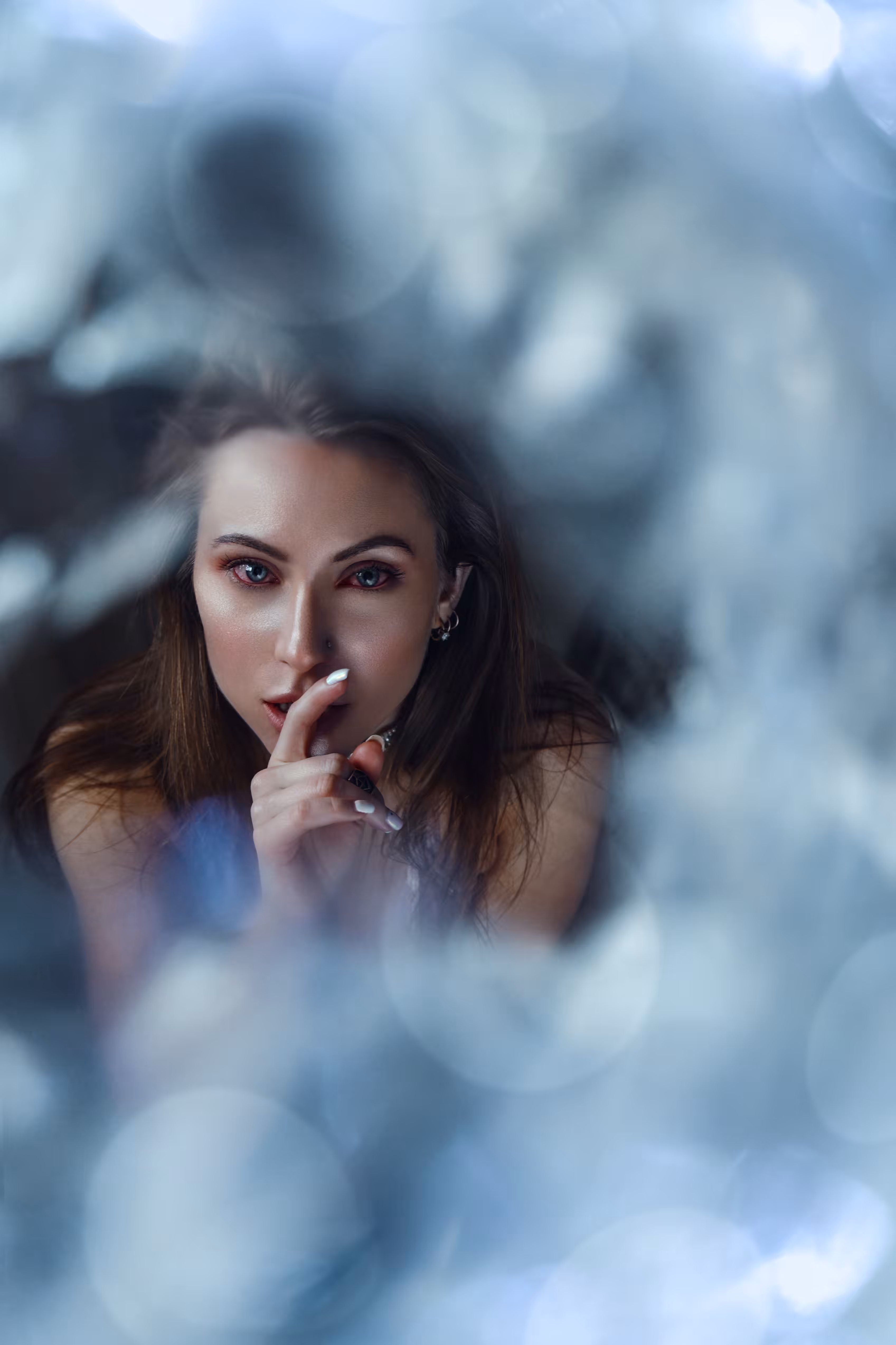  Shhh...
