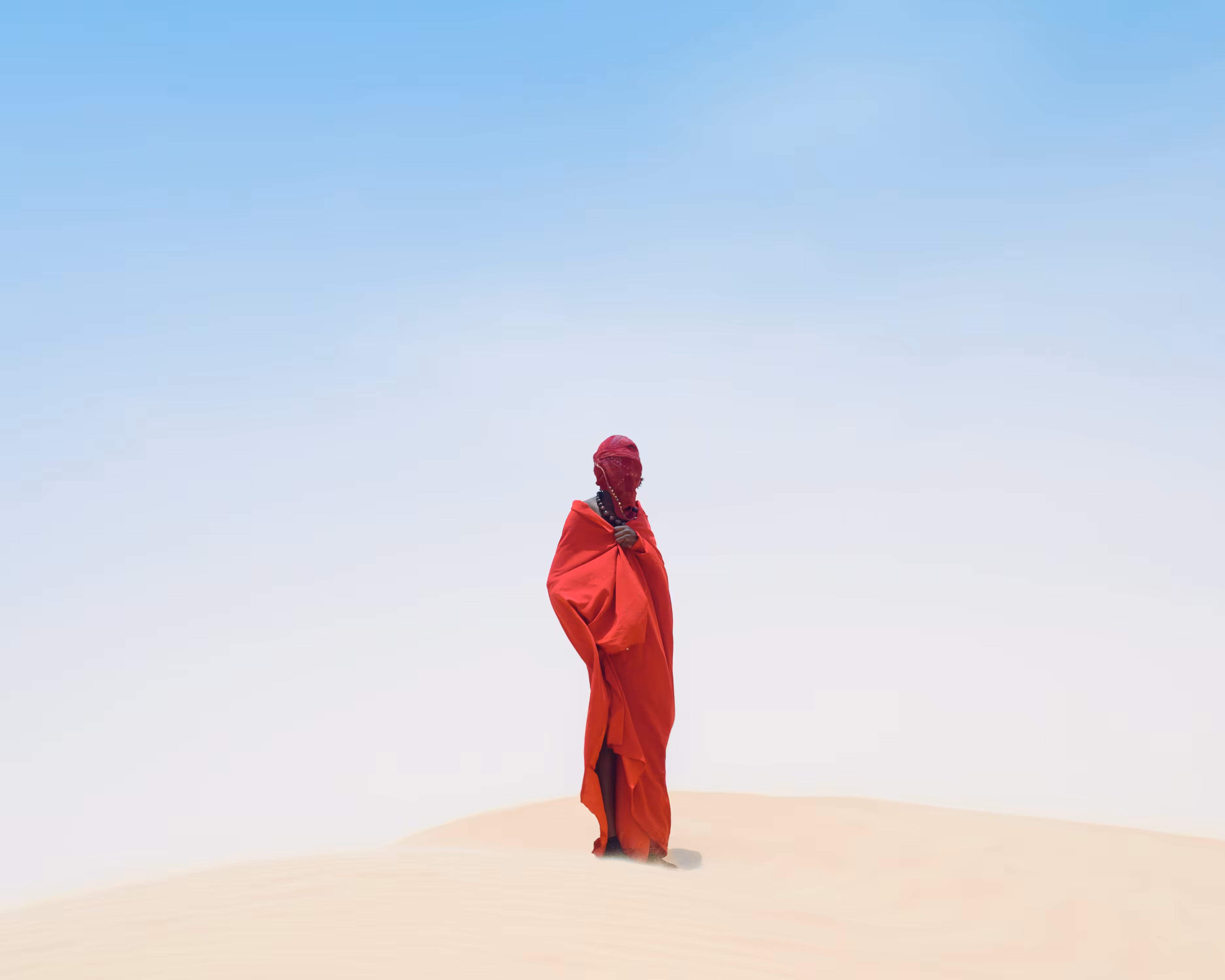 Scarcity wears color 