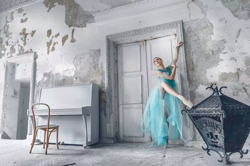 See the Music, Hear the Dance