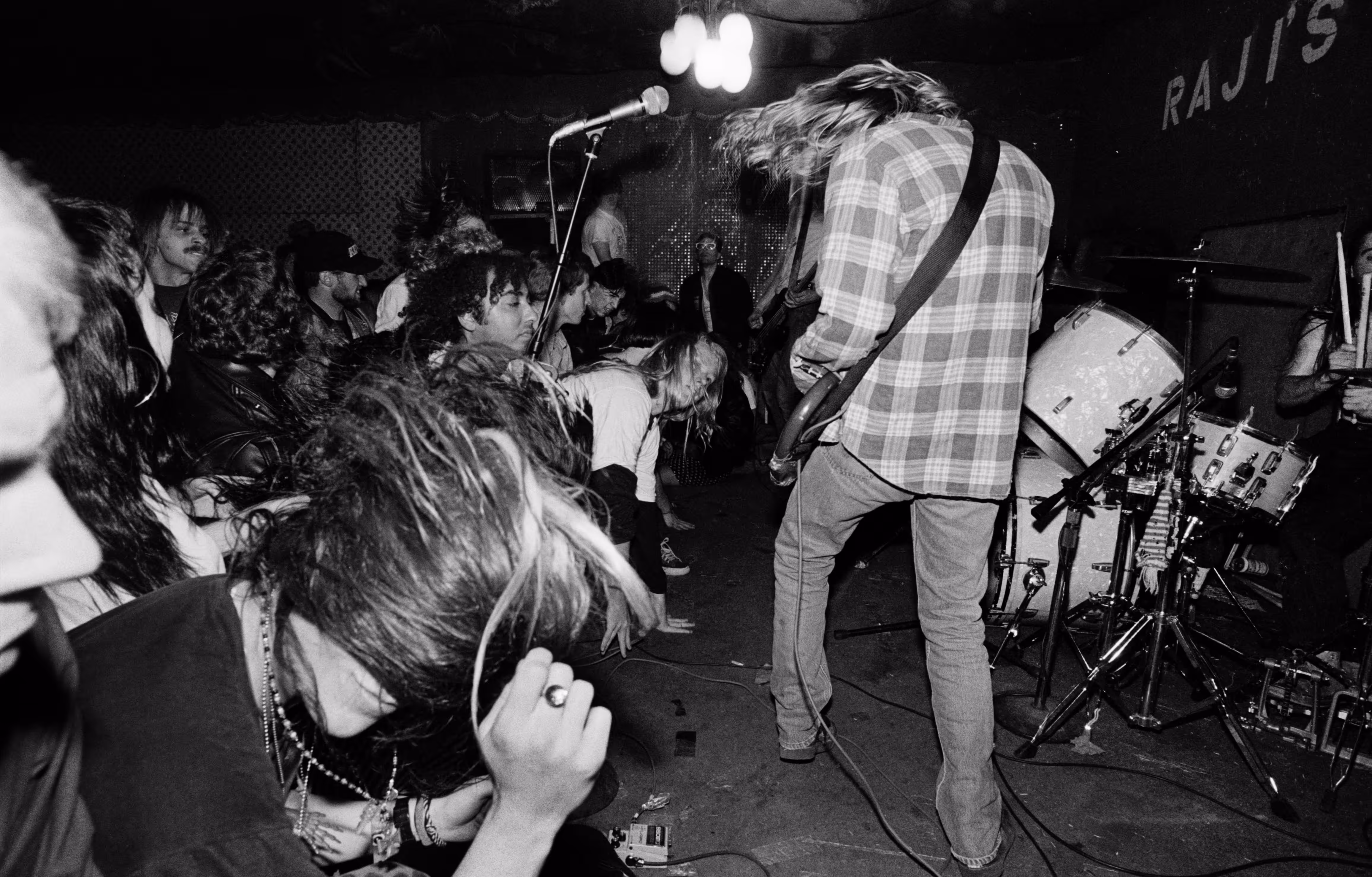 Kurt Cobain, Nirvana: Raji’s, Los Angeles, 2/15/90