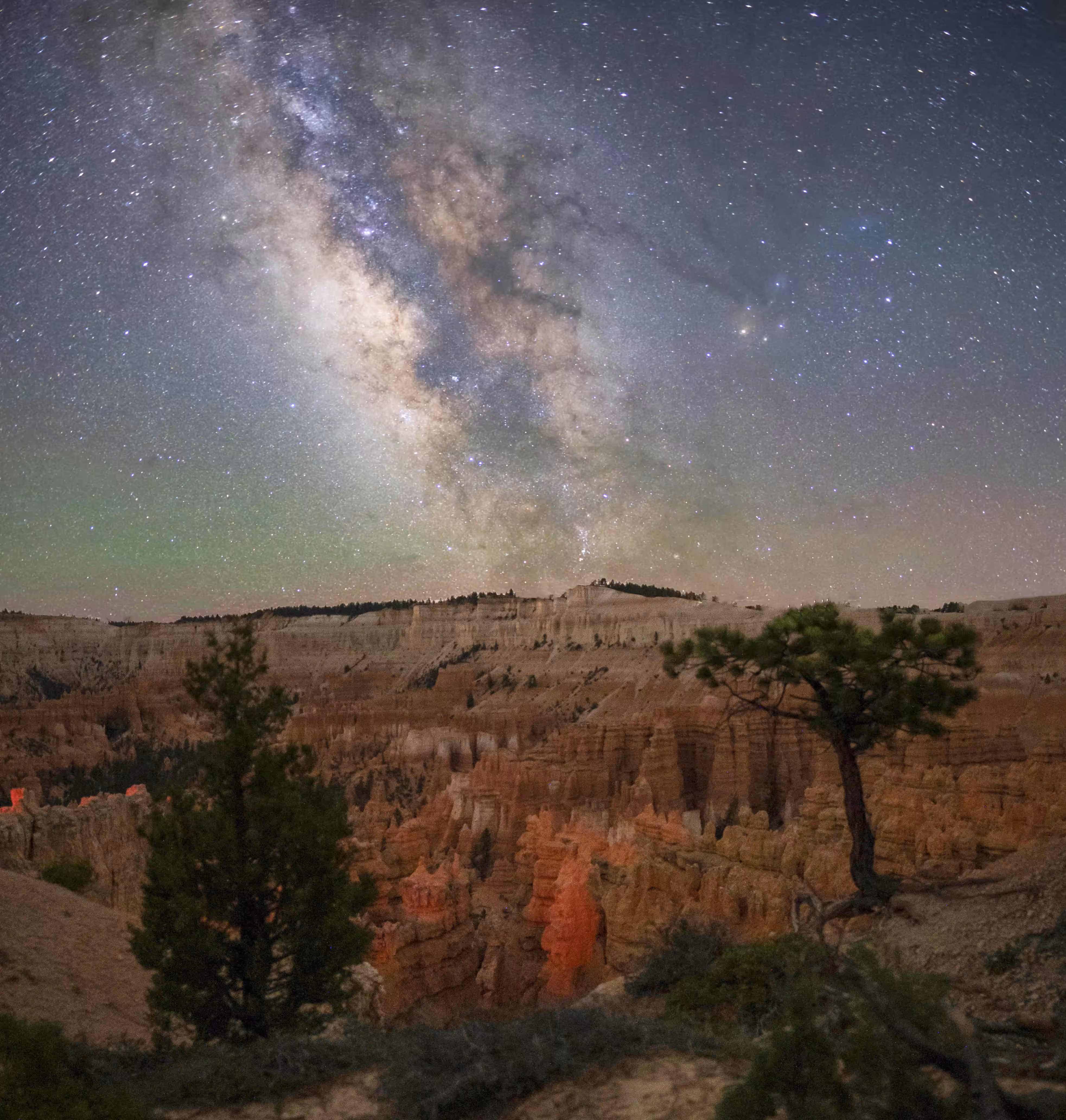 Starry Night  #1 : The Hoodoos of Bryce Canyon
