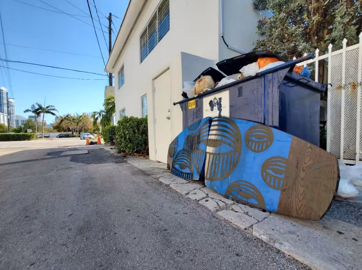 Geographies of Trash - 679