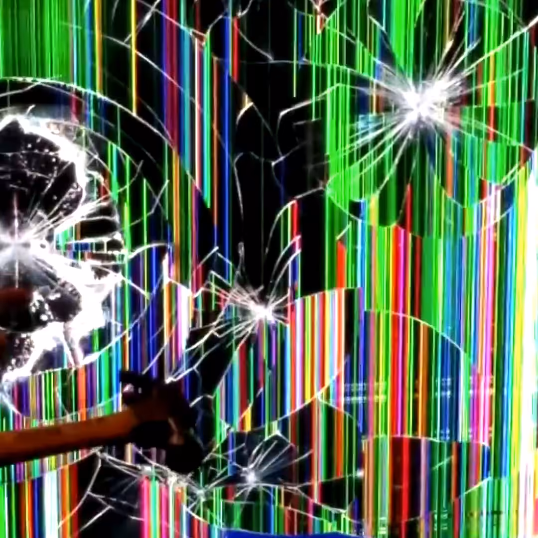 Glitch-Hammer