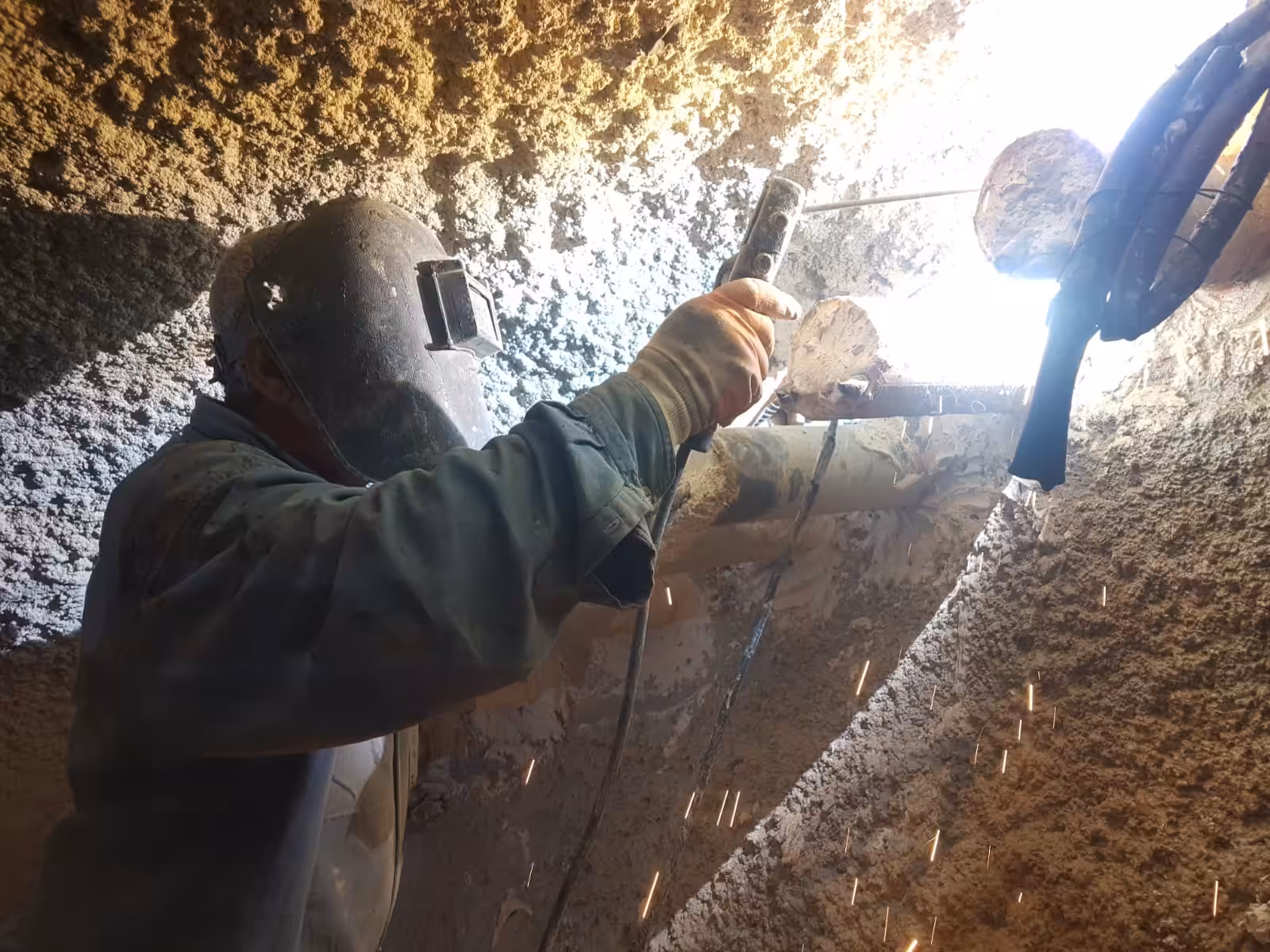 Underground: 'ıron man'