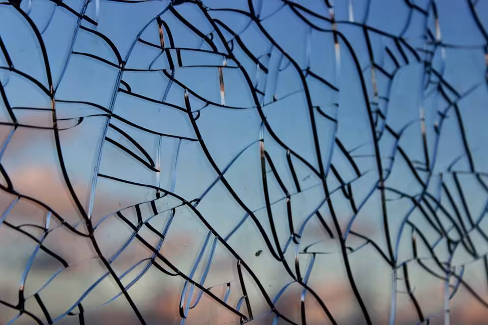 BROKEN