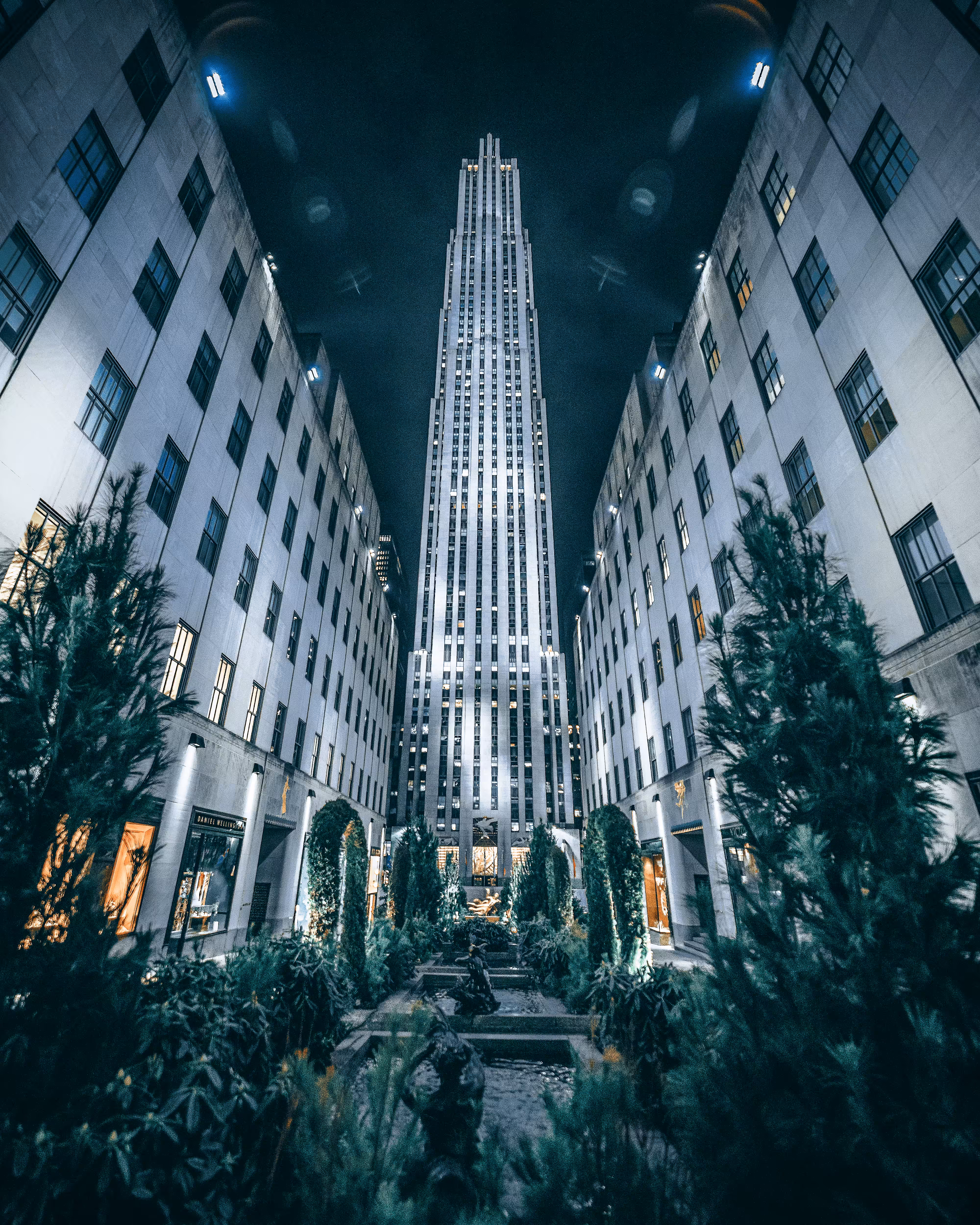 Rockefeller at night