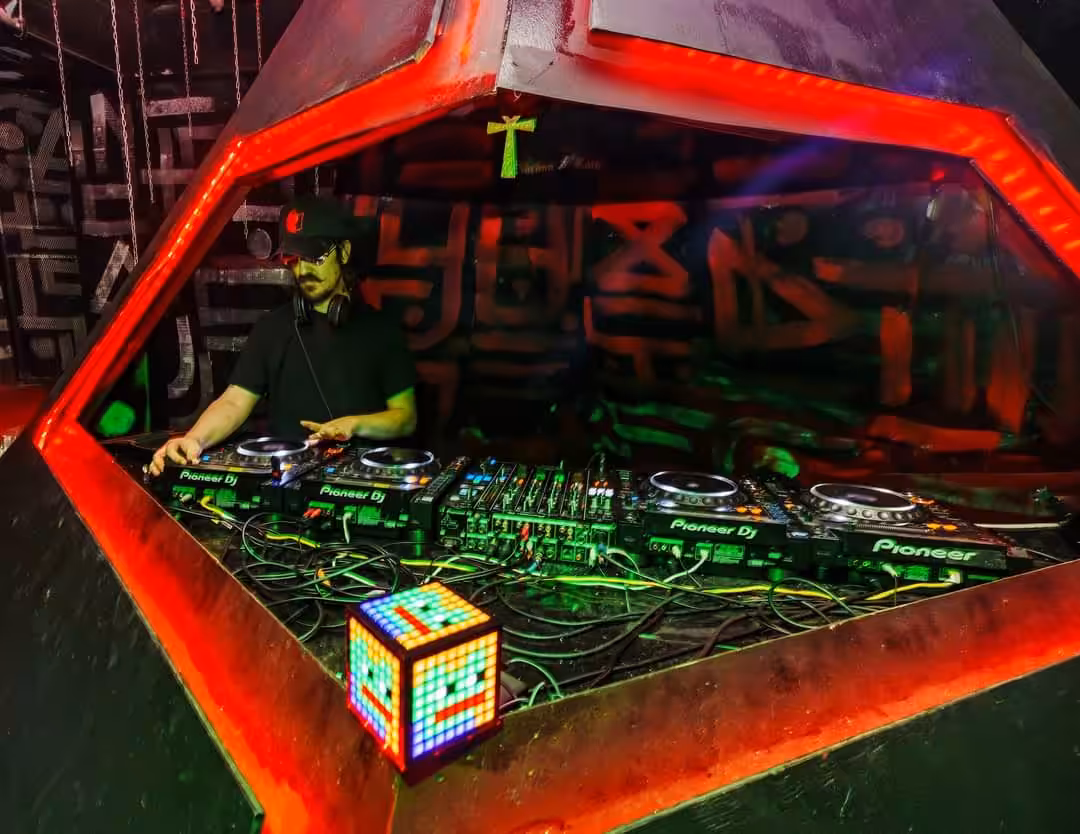 Pepe Getting down on the DJ Booth