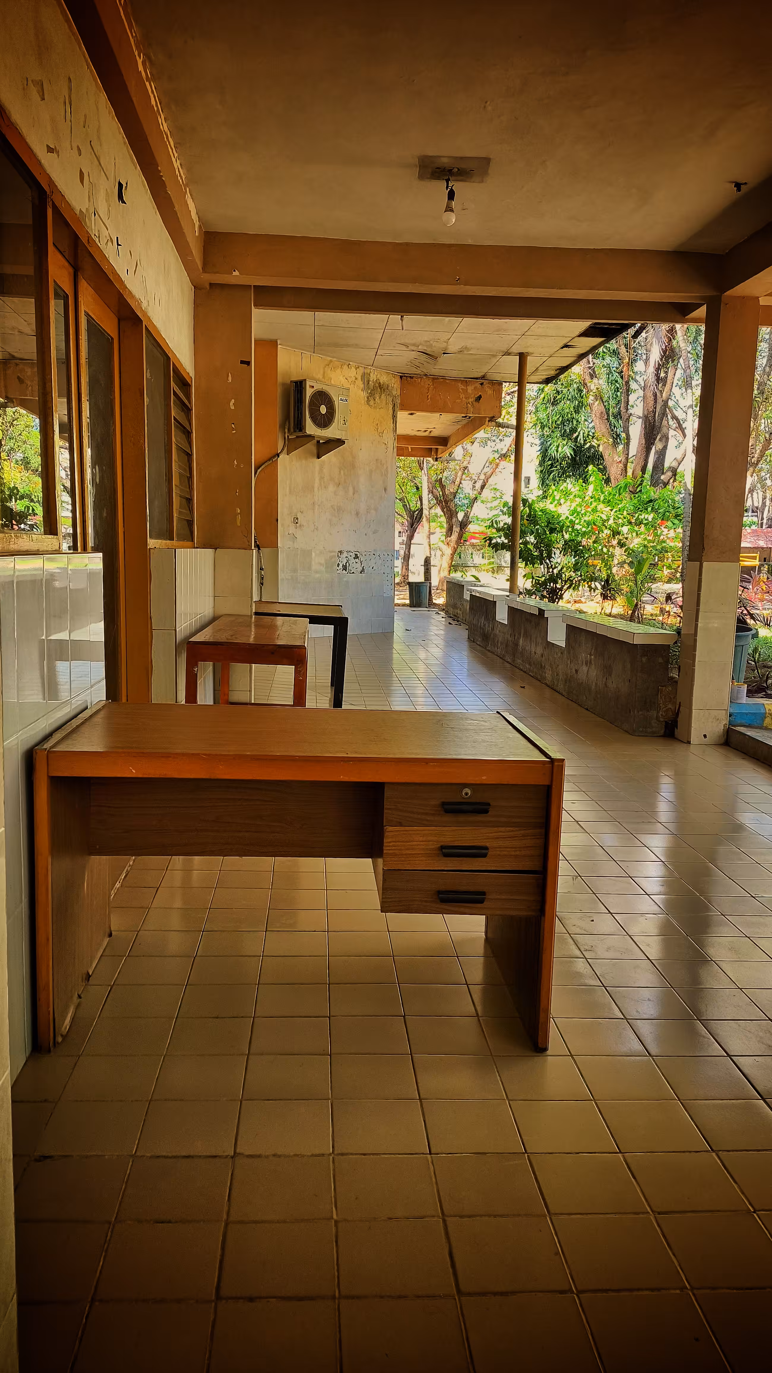 Creative Art: The Desk That Remained