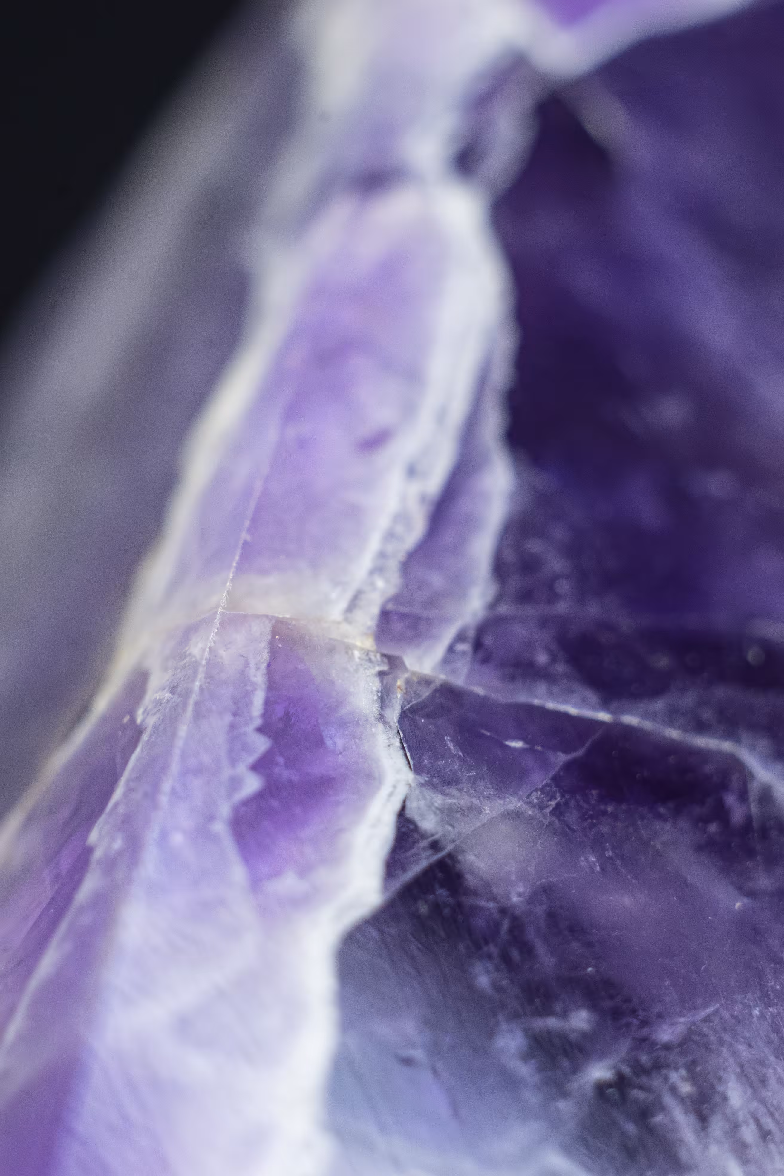 Amethyst gem #32