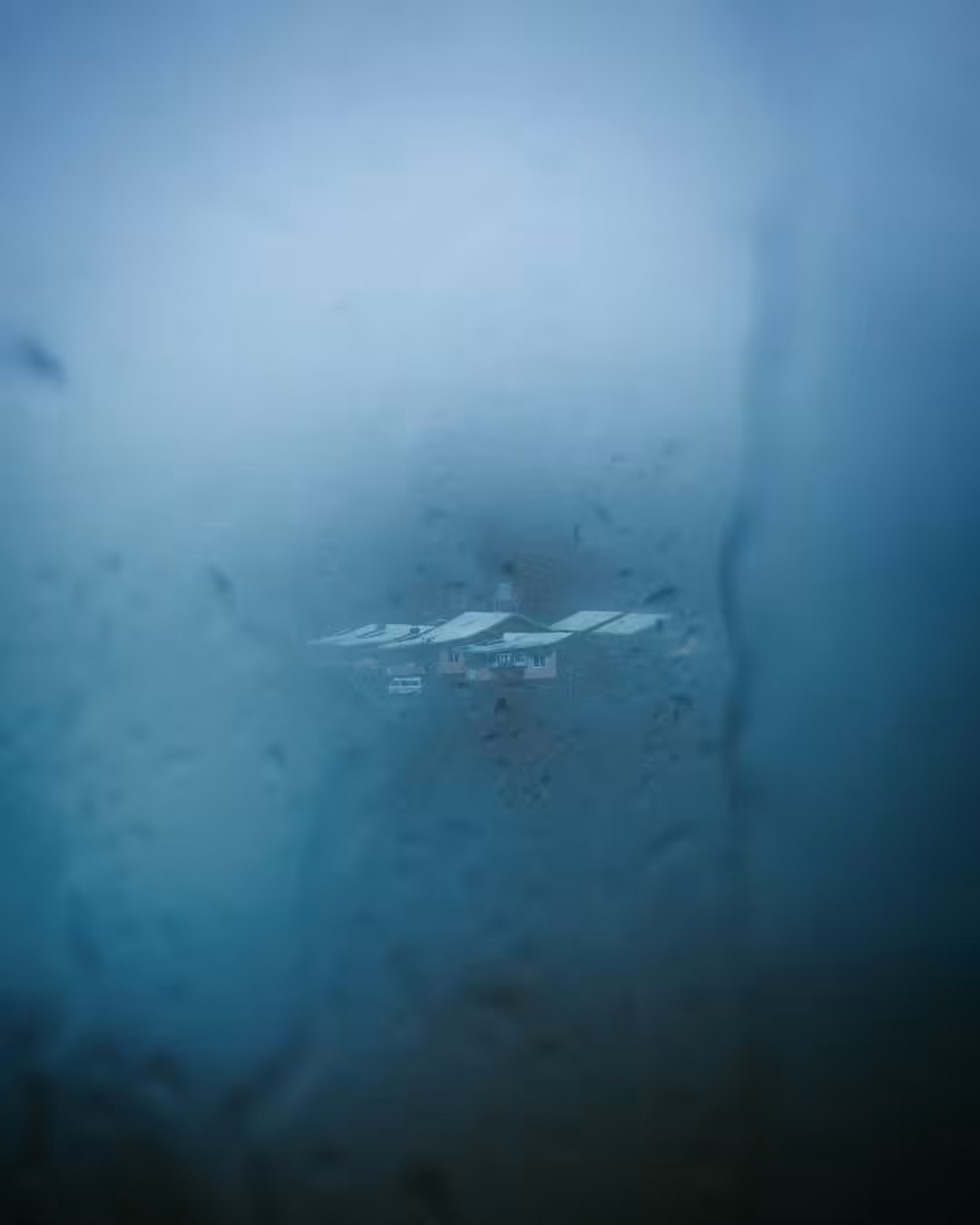 Under the skin of cold evenings