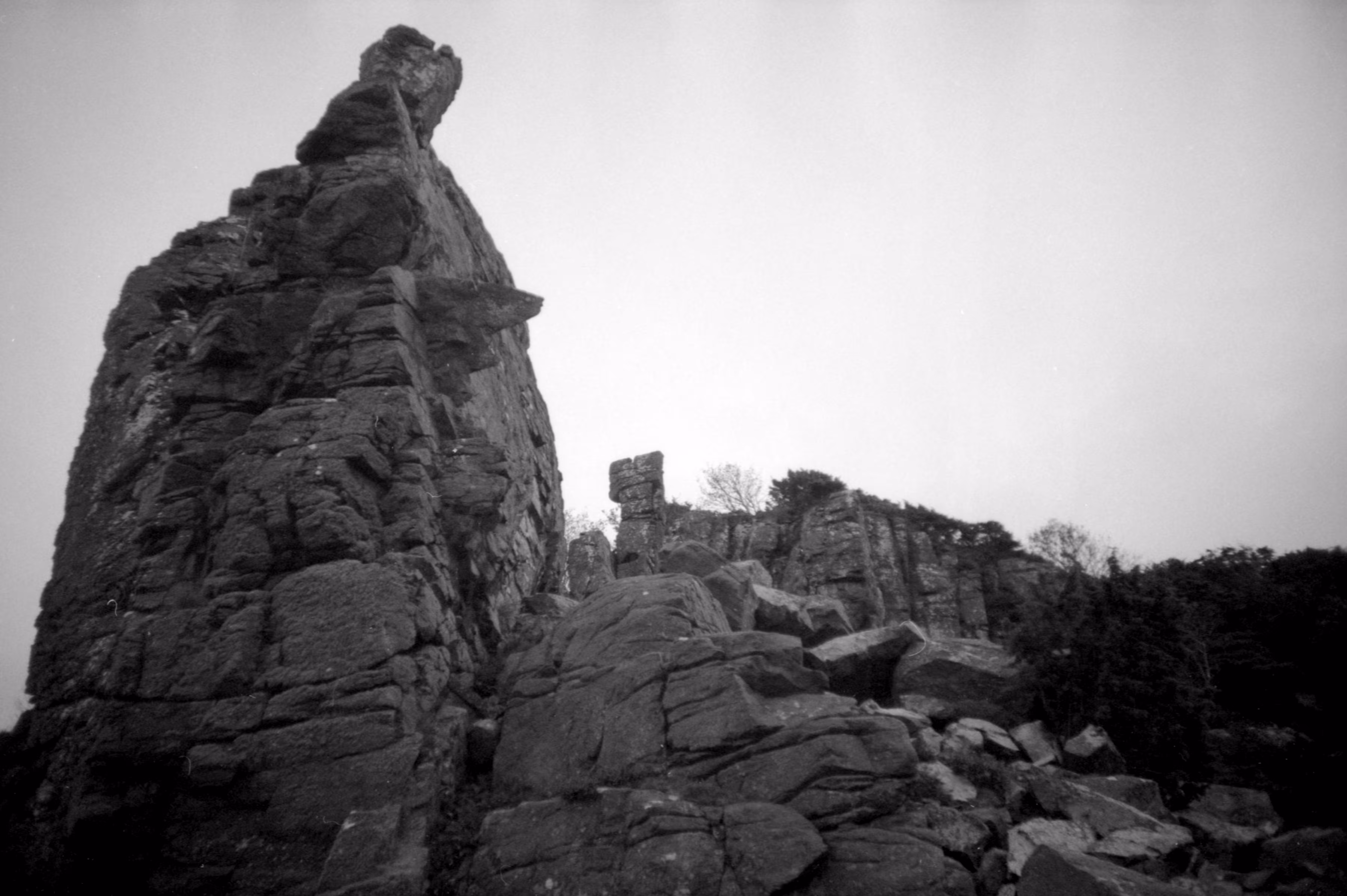 parallel life (shape): 6. ättestupa.
