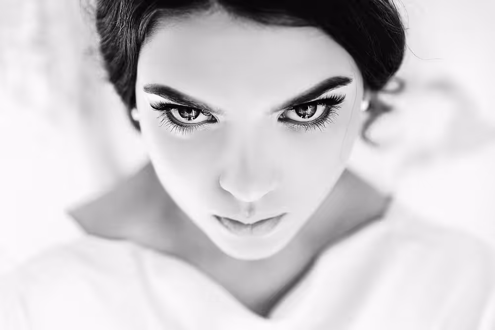 The Look that Kills (BW)