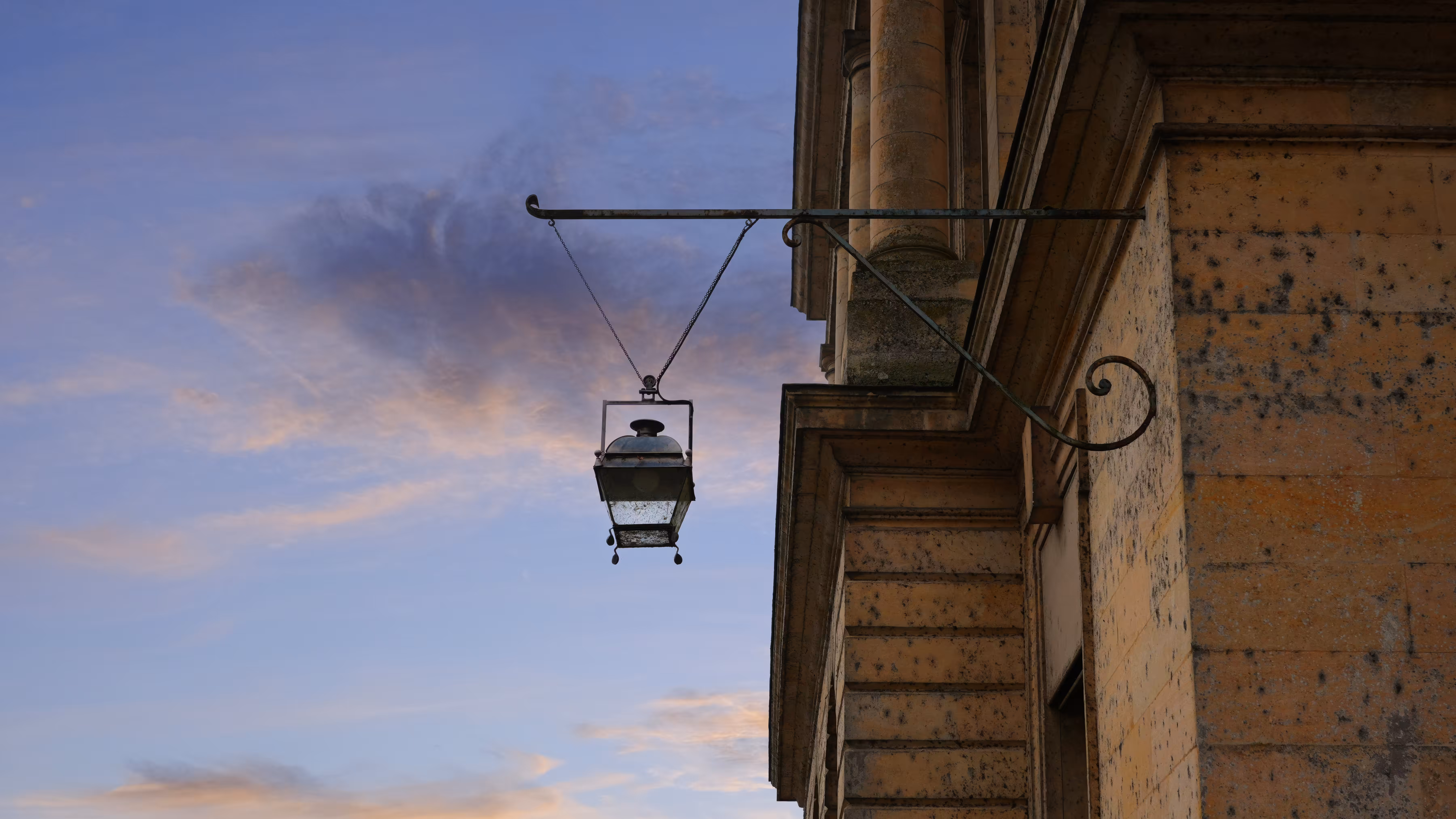 The Hanging Lantern