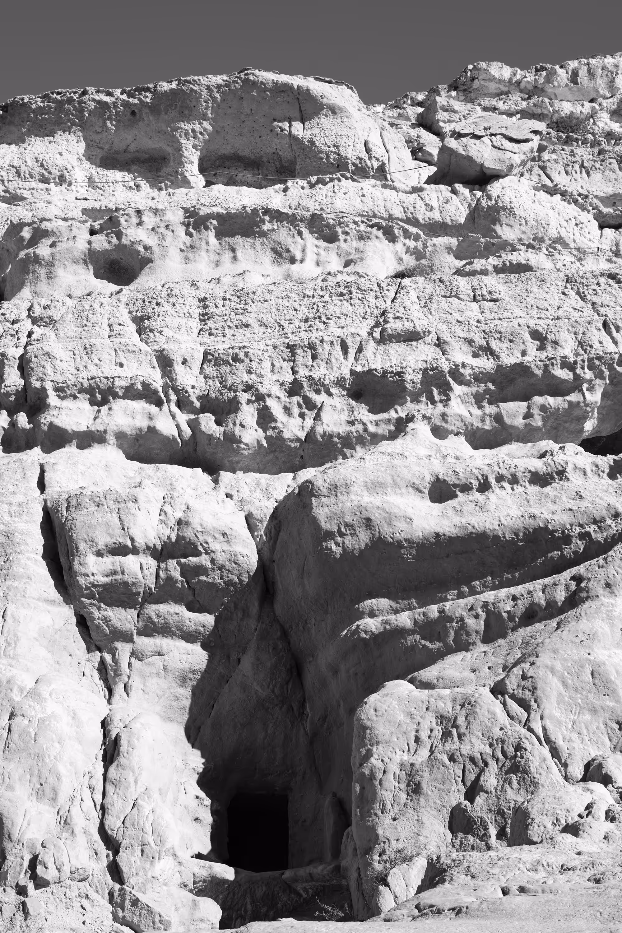 Haut relief, Matala