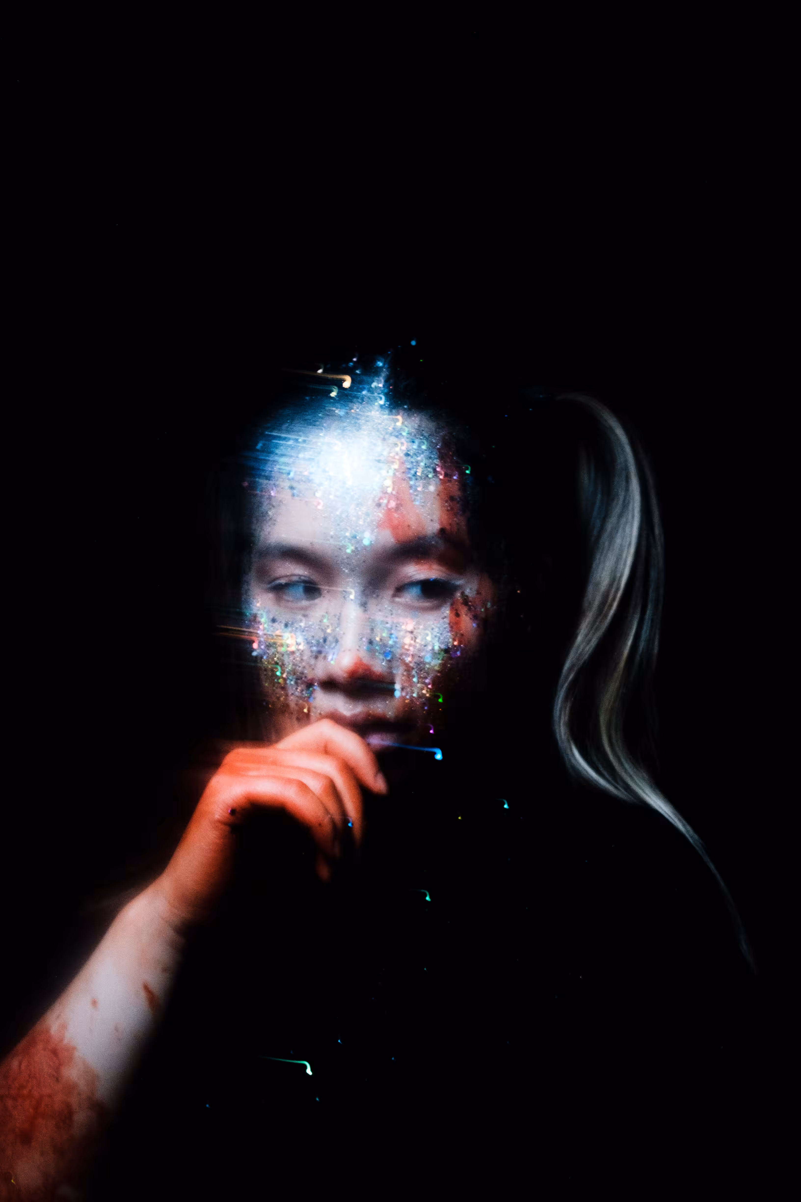 GLORY/GLITTER