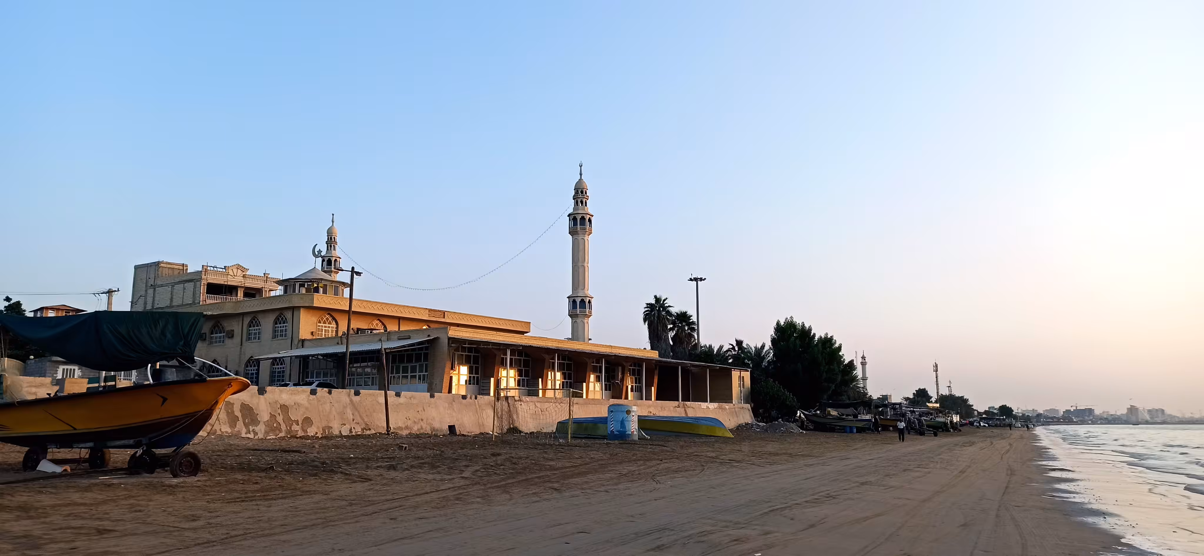 A mosque on the beach 