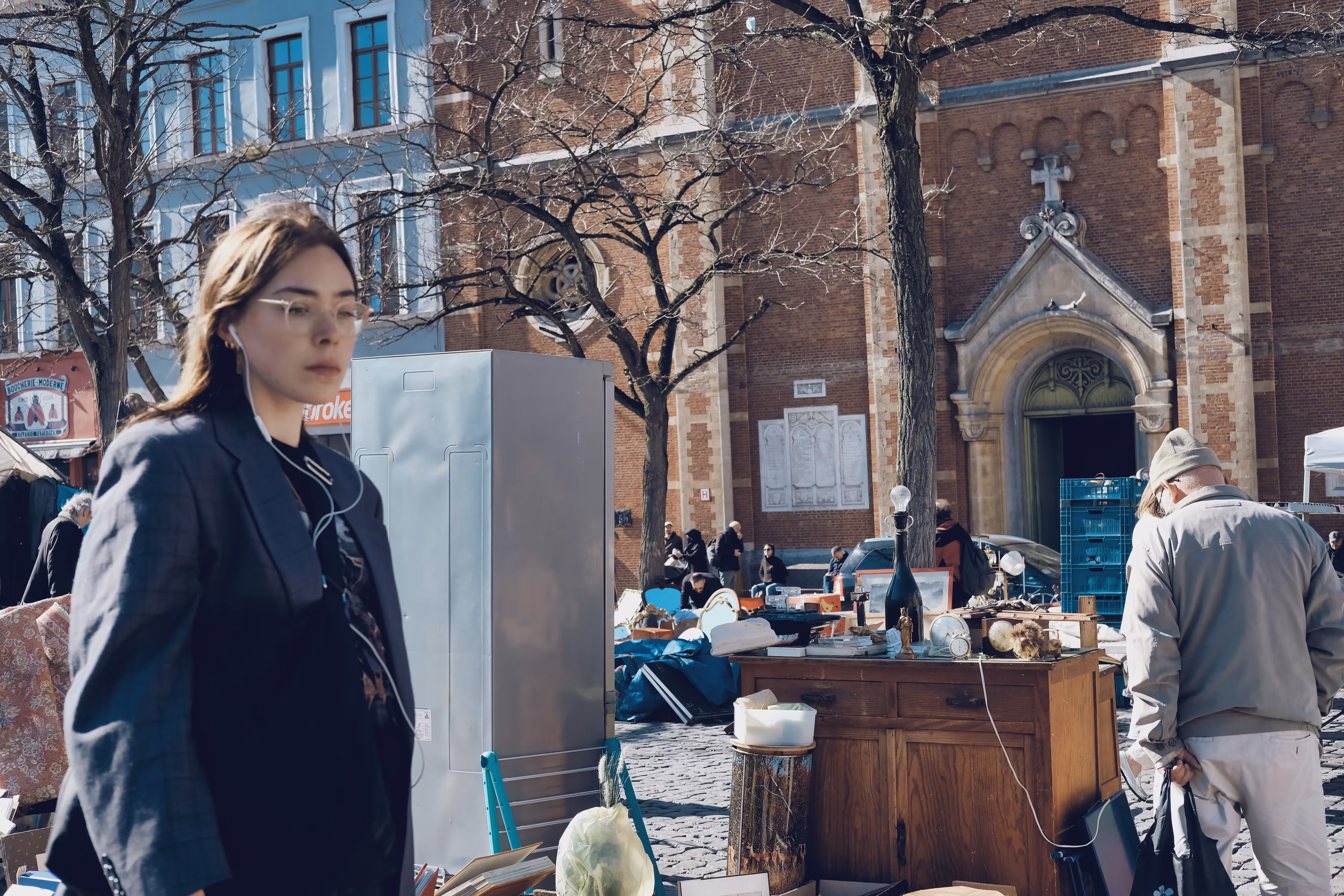 Brussels Street Story: To the flea market
