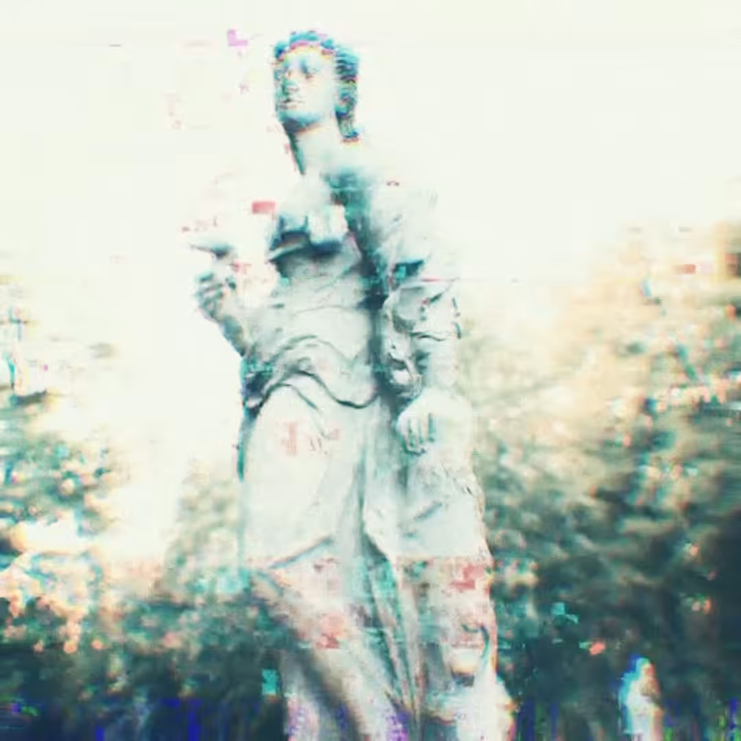 [ L A D Y ] - MeadowNFT