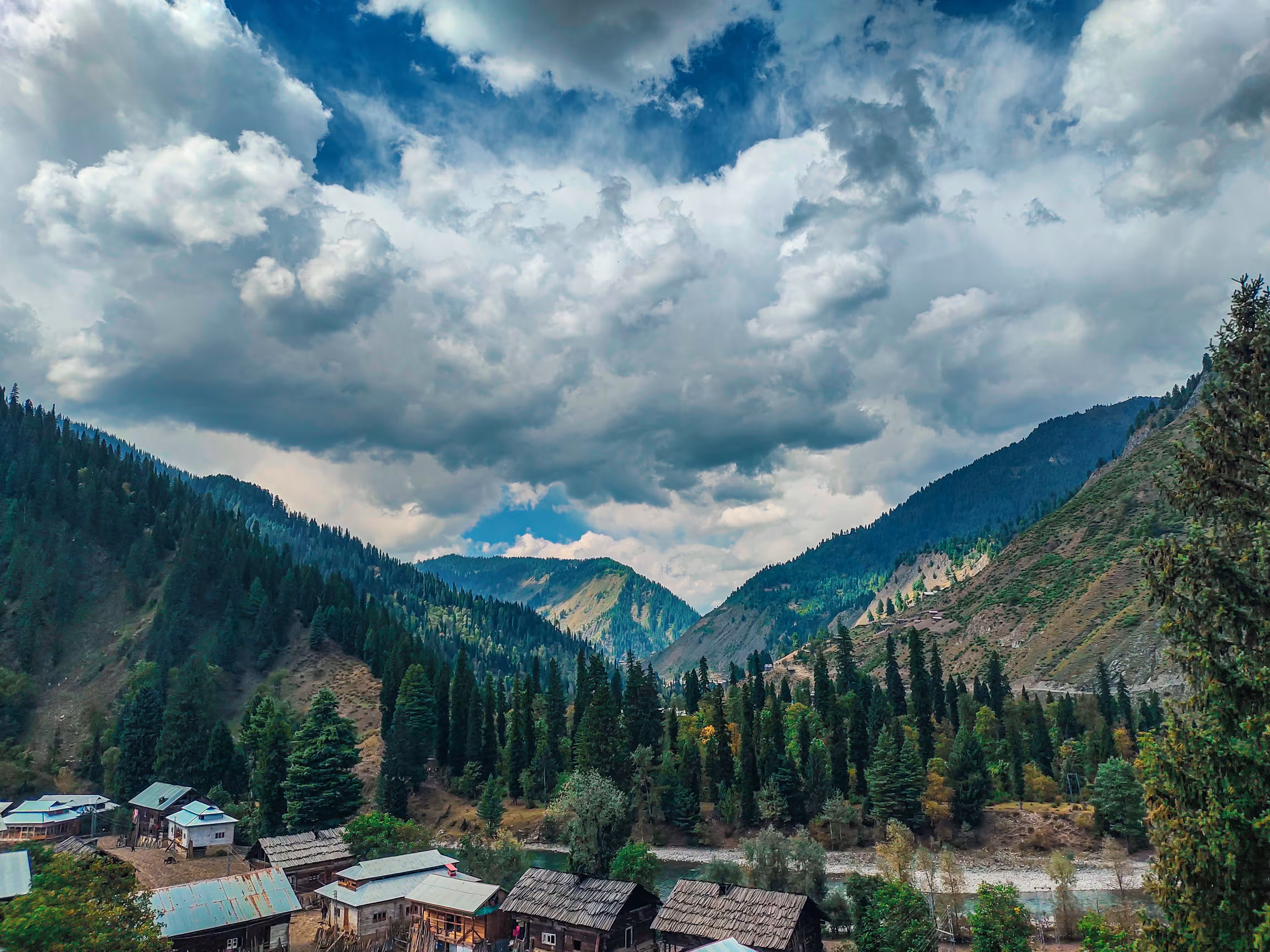 Magnificent Neelam Valley. ⛰️🌳🌊☁️❤️