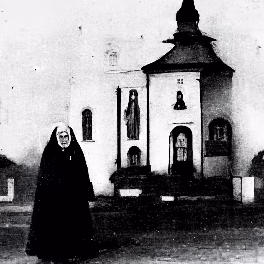 LF005-374-Nun outside nunnery