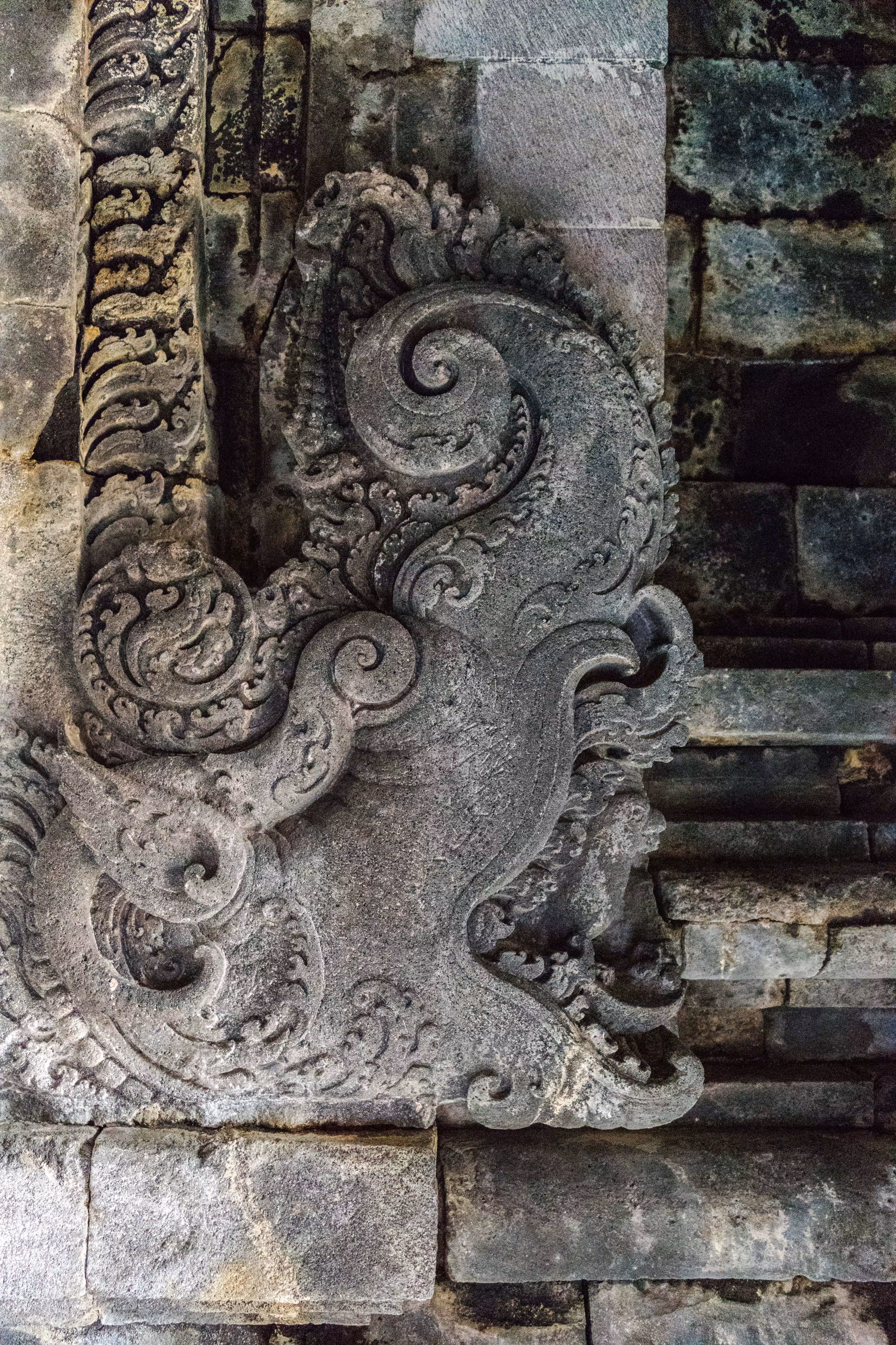 The Temple of Gods : Prambanan: Makara #1