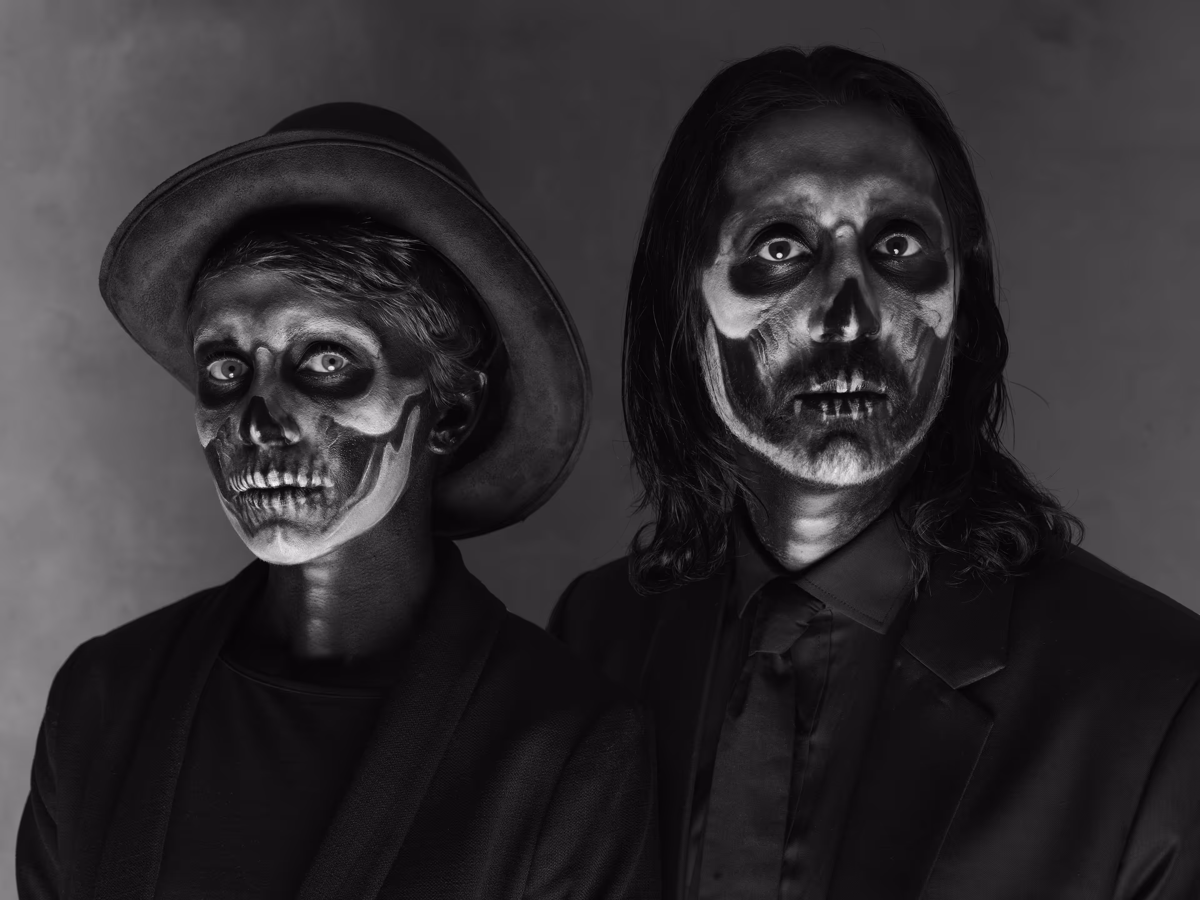 Halloween in Brooklyn #18 - Eva as “Bona Lisa” and Jesse as “Vincent Van Bone”