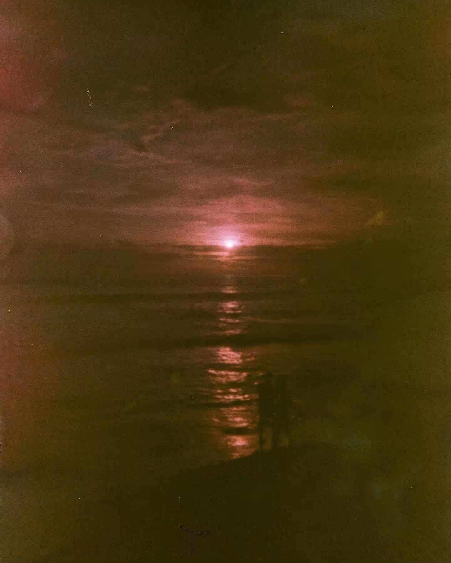 Leaked sunlight