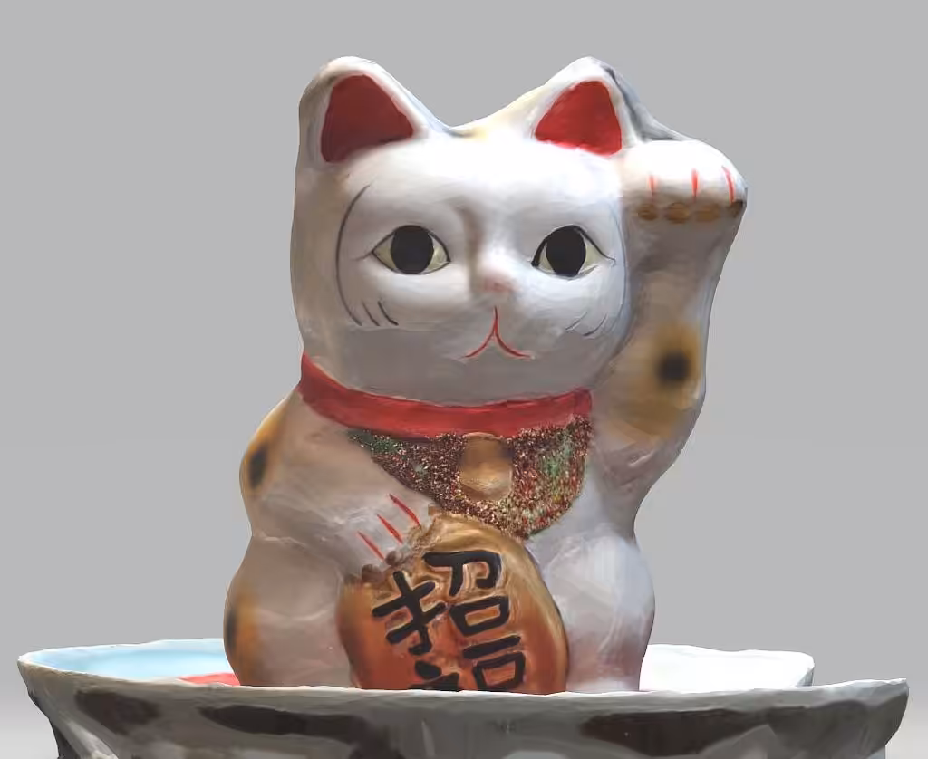 maneki-neko on moonramic