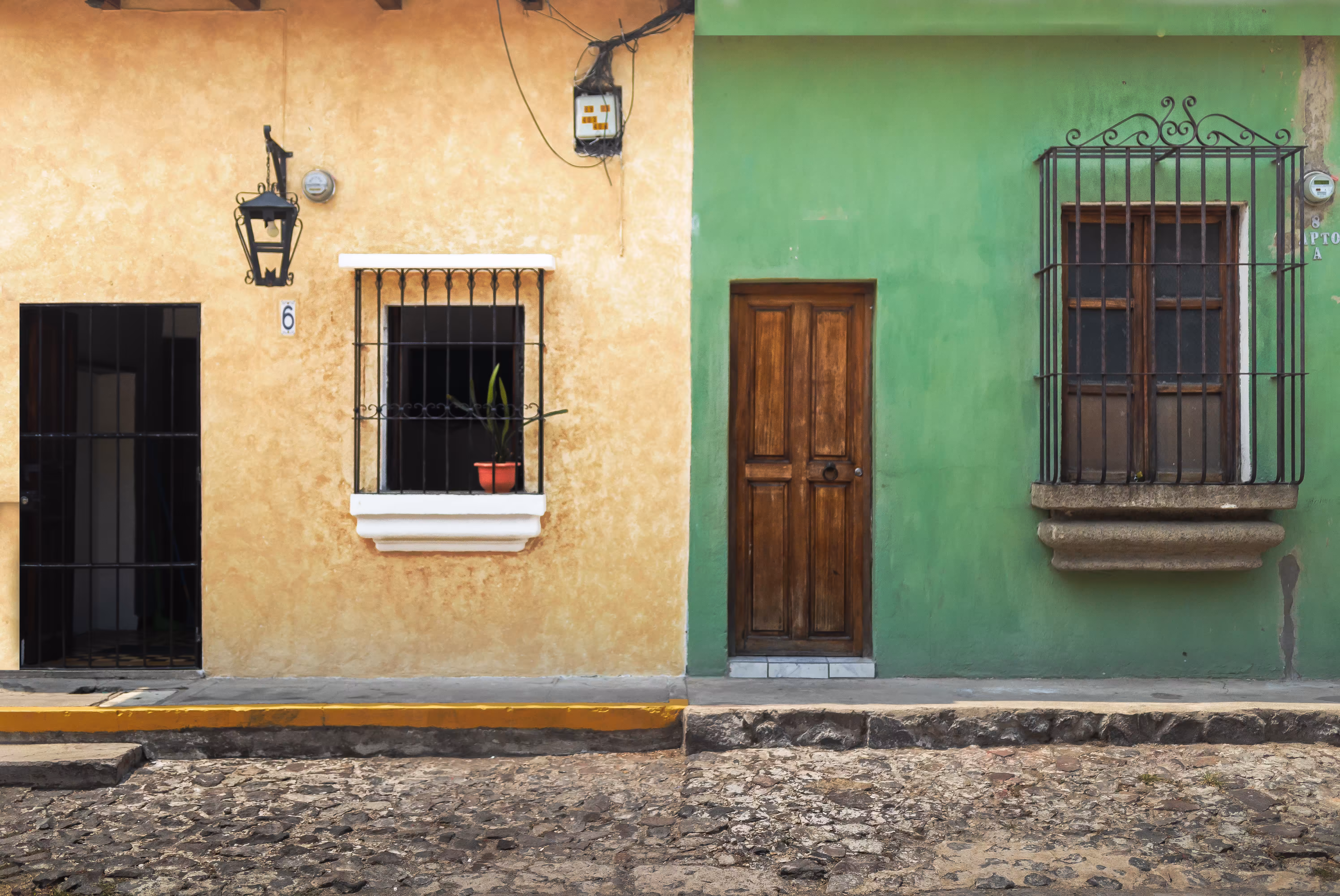 Antigua // 06