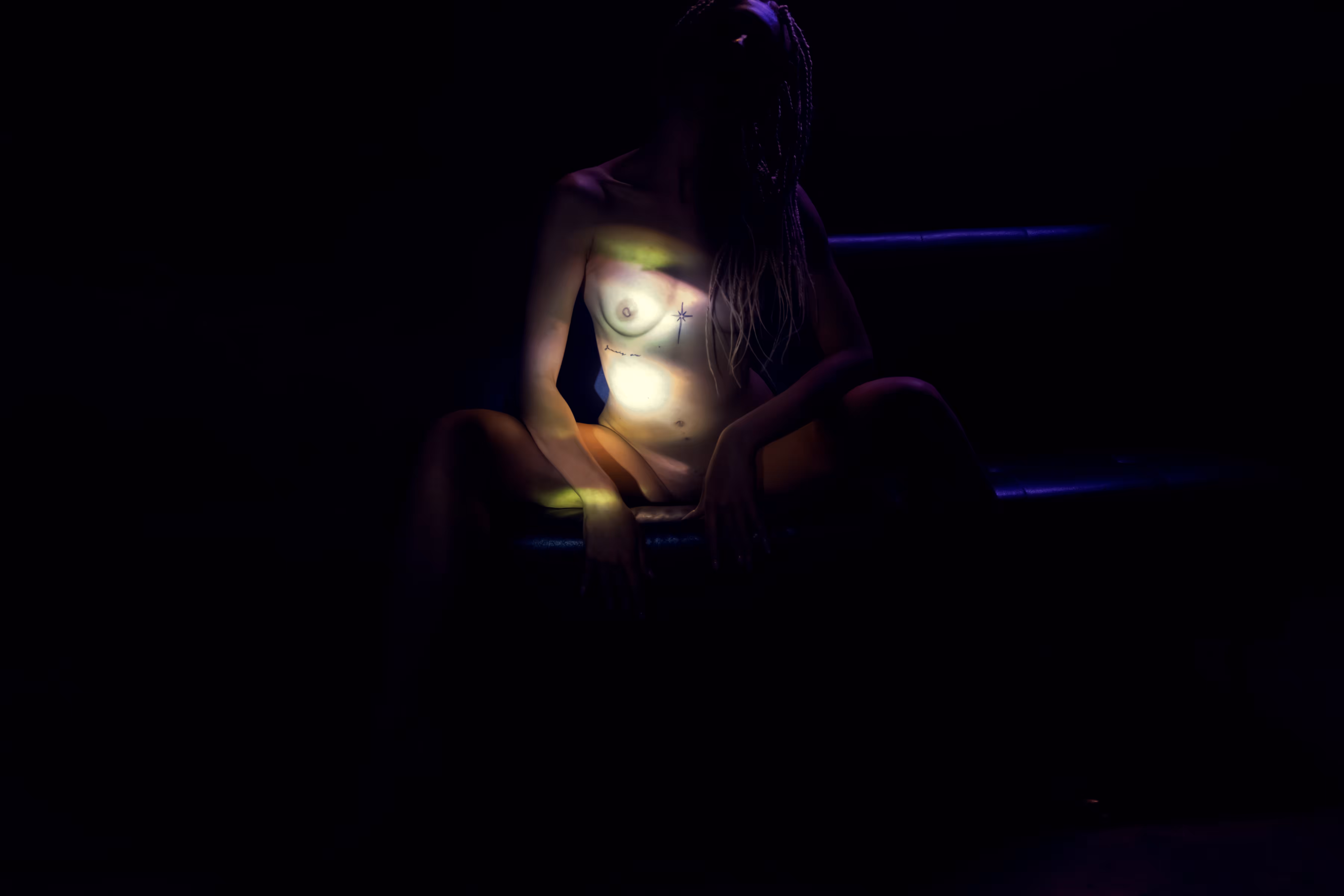 Darkness: Tell me the truth