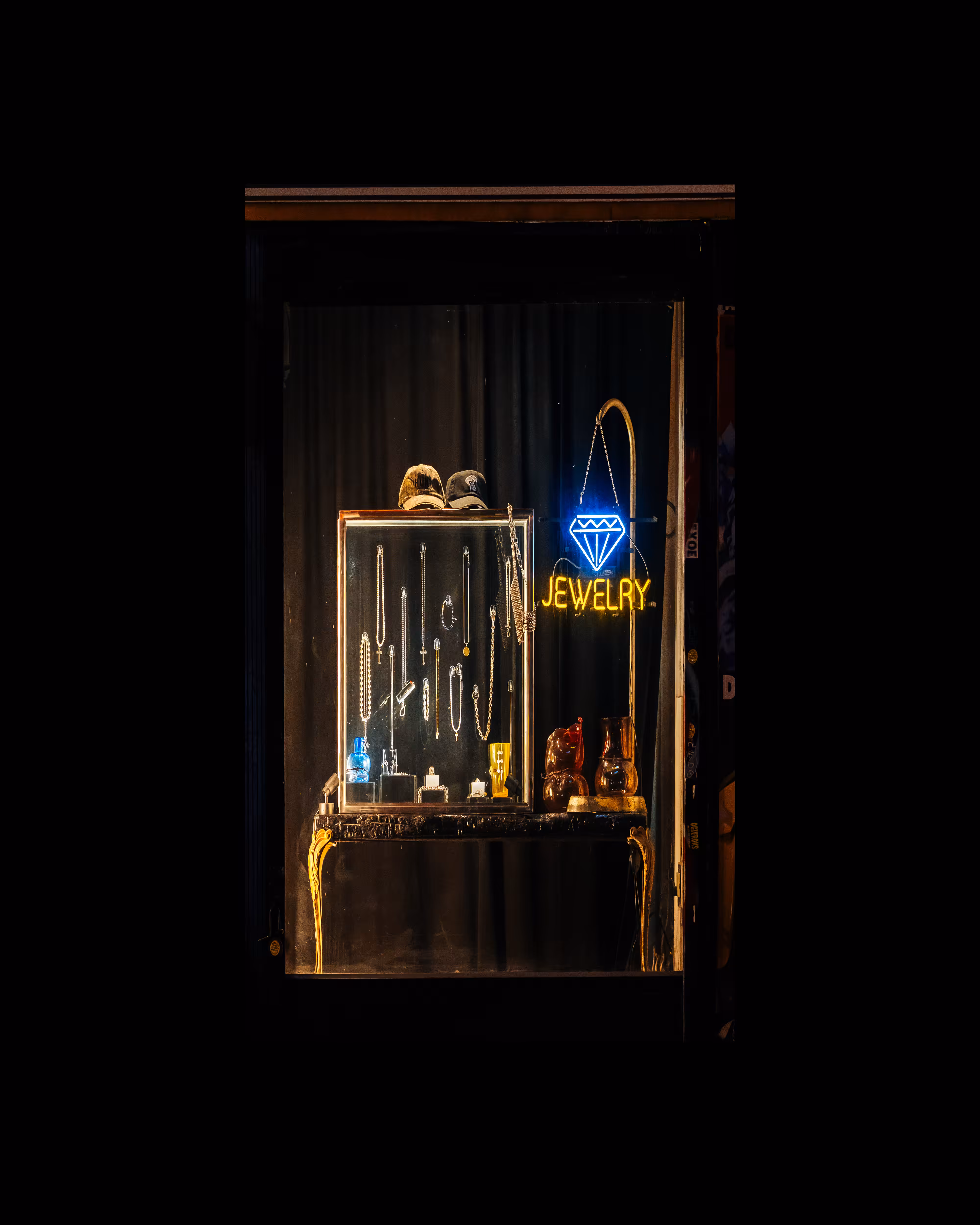 WINDOW 115