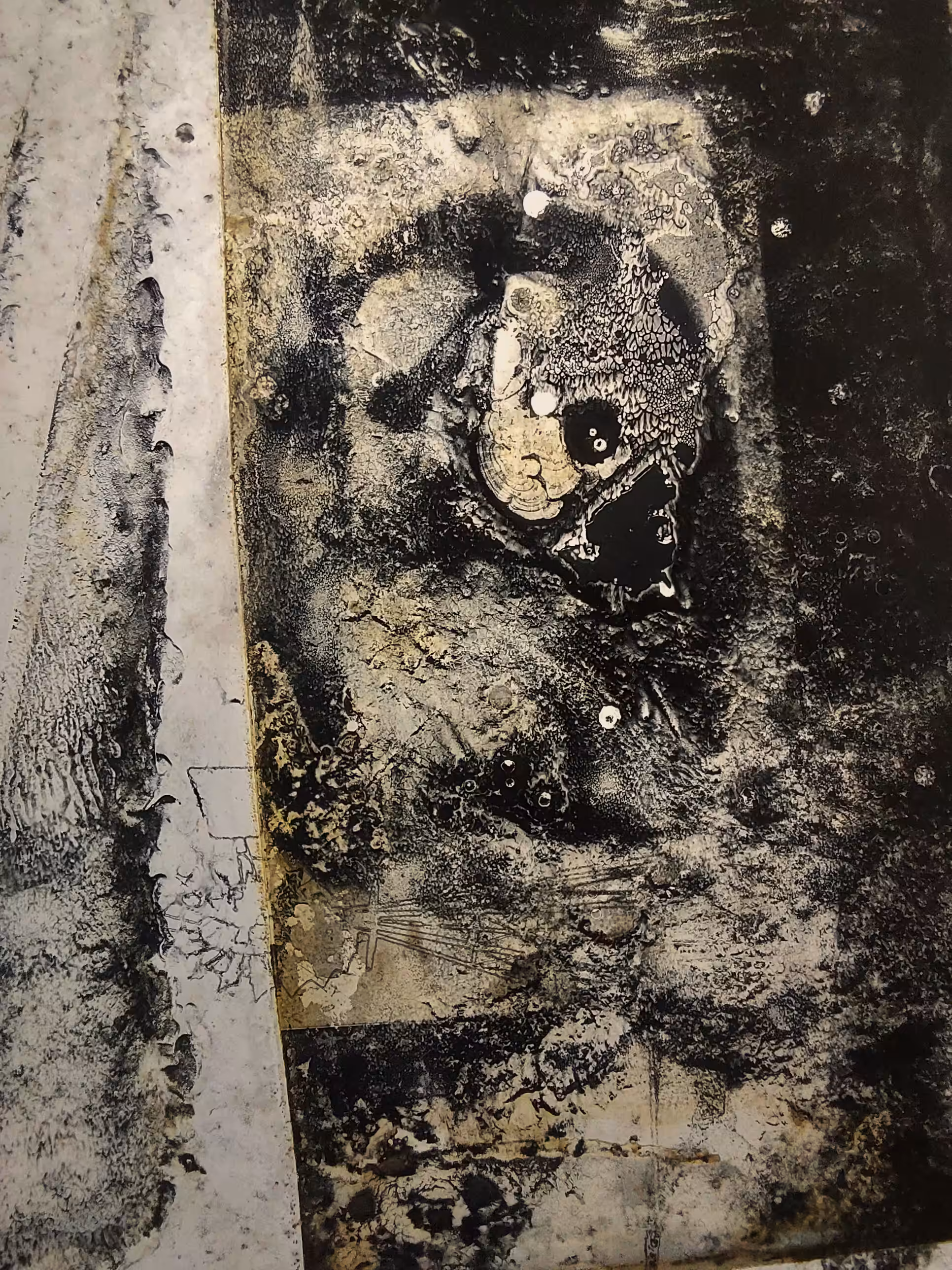 A disturbing figure - Una figura inquietante
