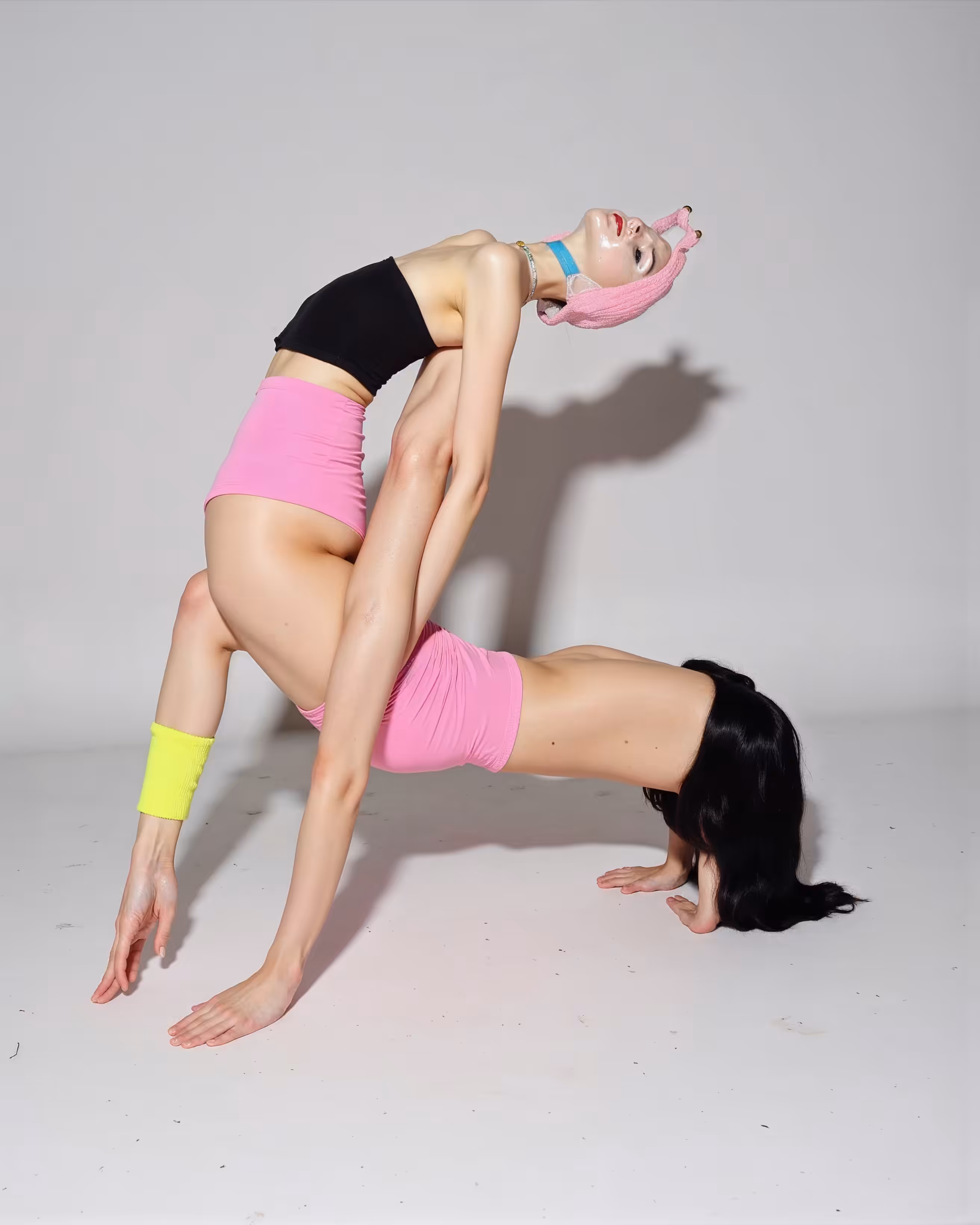 w̾e̾i̾r̾d̾ ̾🧘‍♂️y̾o̾g̾a̾ 