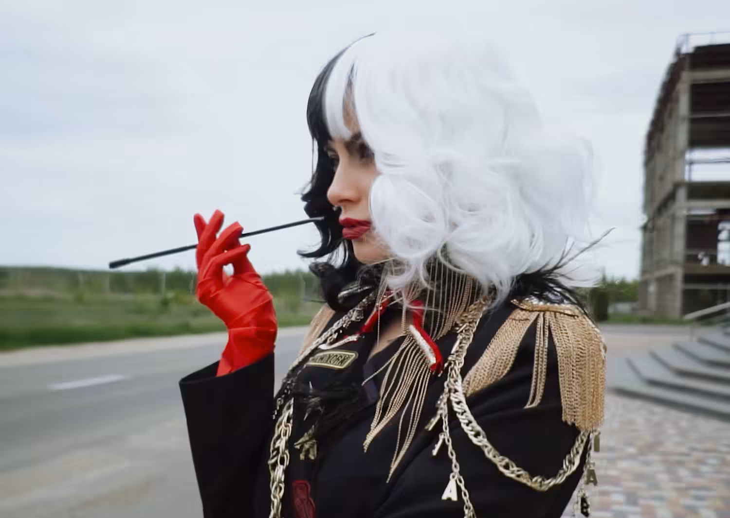 #9_Cruella face