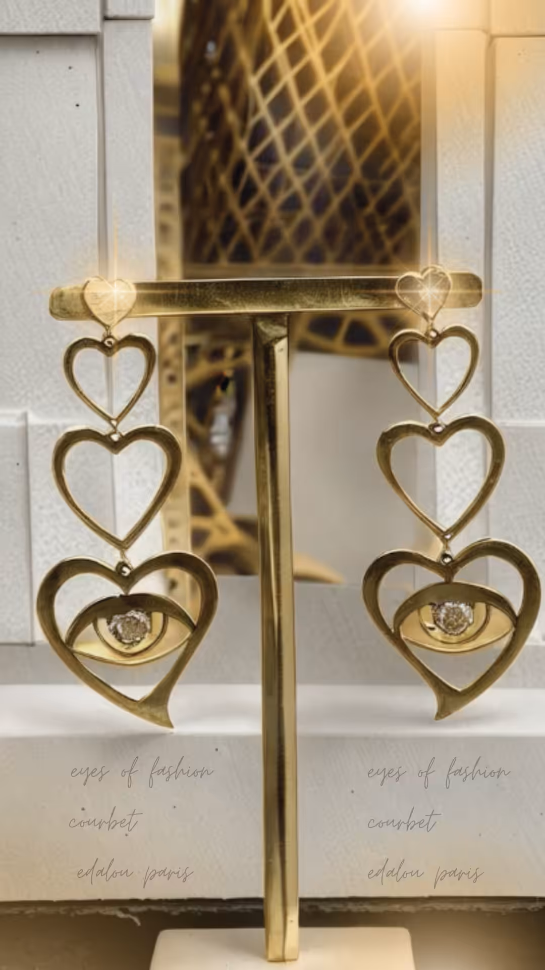 Eyes Love Paris Phygital Earrings